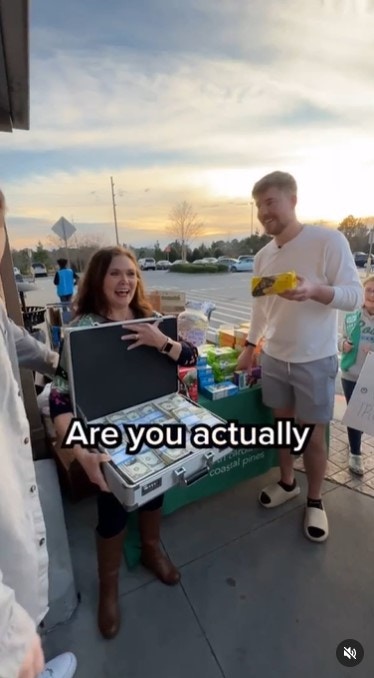 美國過億粉絲網紅MrBeast送大禮送五個7.8萬港元獎香港藝人都爭