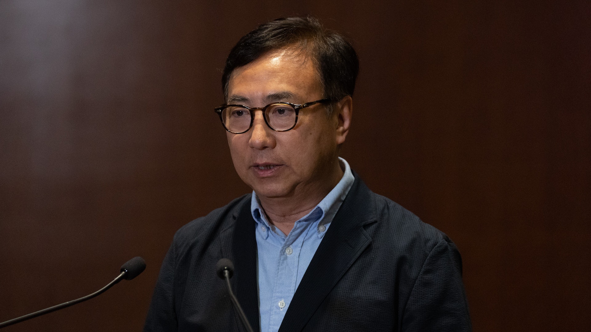 圖書下架|狄志遠斥:毫無準則、針對作者政治審查 圖書下架|狄志遠斥:毫無準則、針對作者政治審查