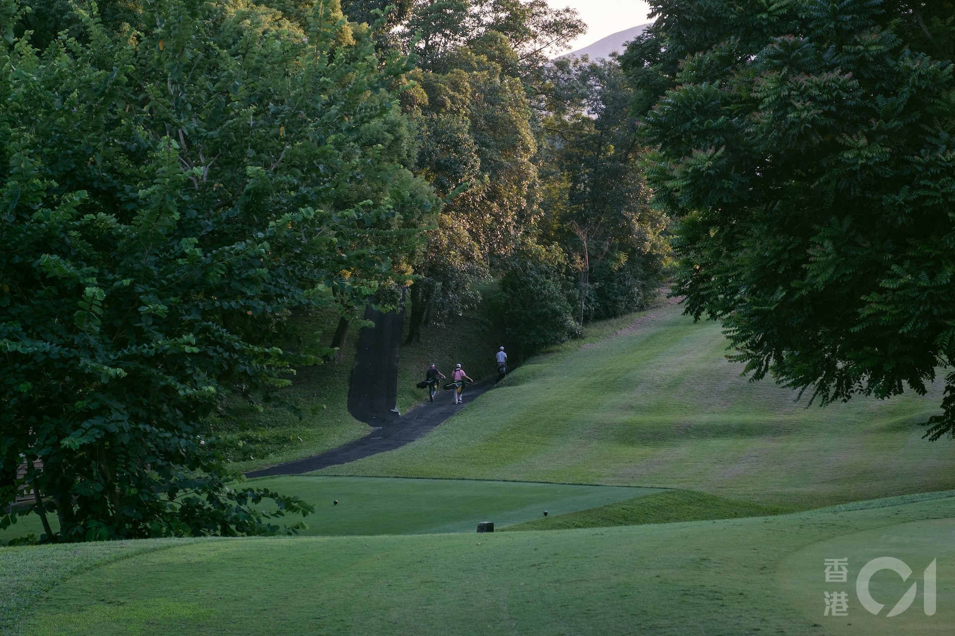 粉嶺高爾夫球場位於粉錦公路以西部份,政府暫未有計劃收回,並計劃將其中9.5公頃土地用作興建公屋。(歐嘉樂攝) 粉嶺高爾夫球場位於粉錦公路以西部份,政府暫未有計劃收回,並計劃將其中9.5公頃土地用作興建公屋。(歐嘉樂攝)
