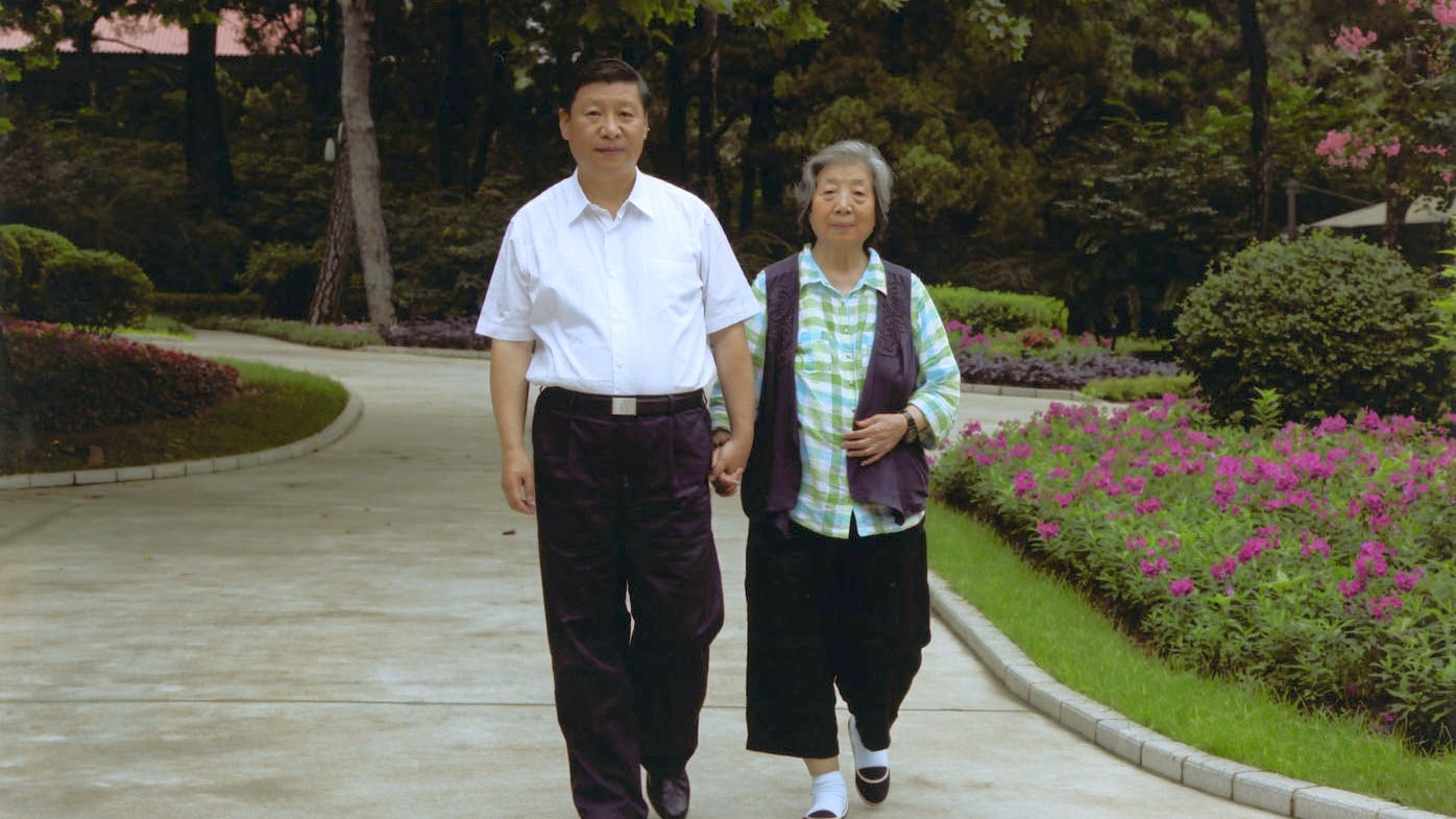母親節｜官媒刊文述習近平與母親生活細節　寄語節日祝願