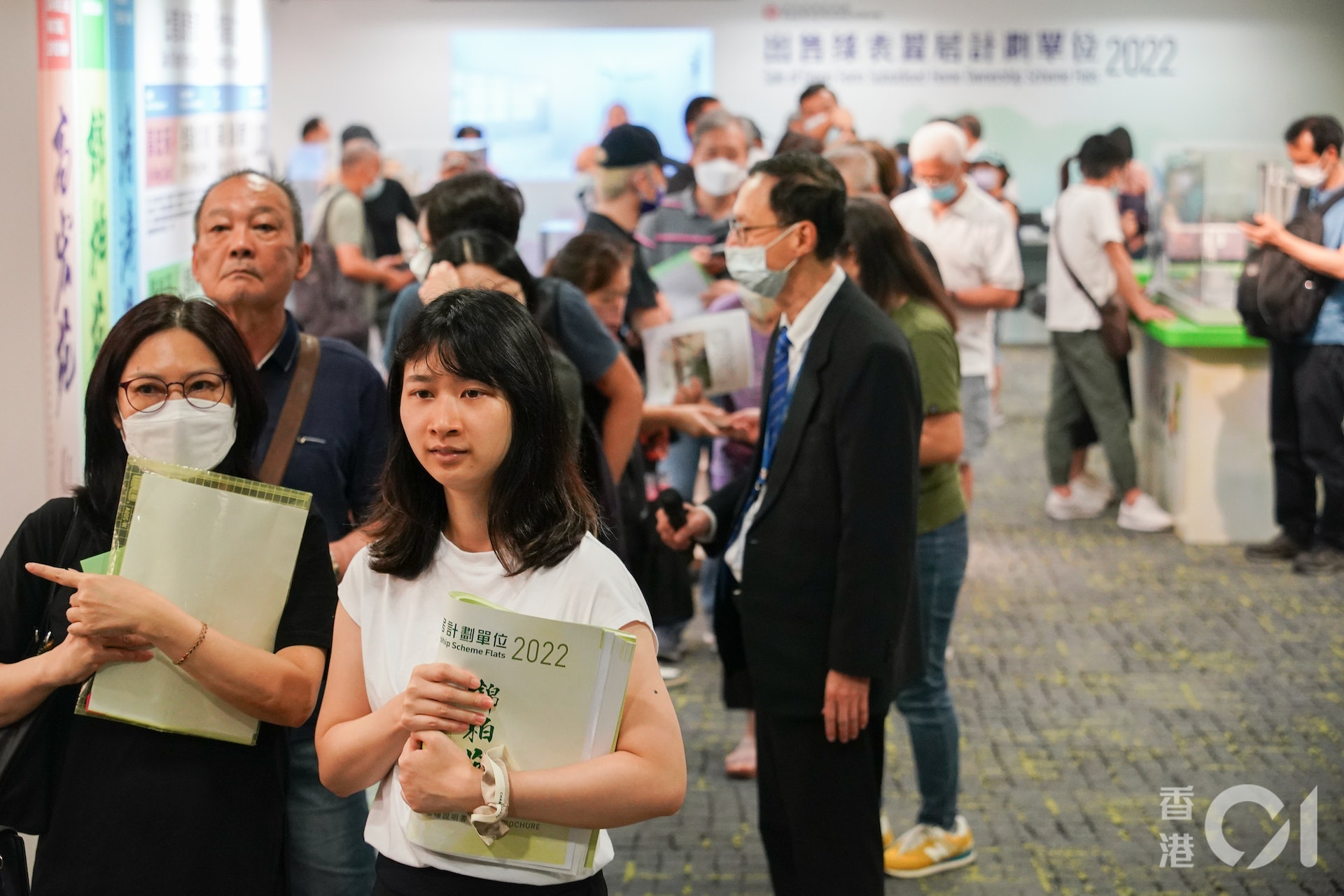 「綠置居2022」今日首日開放單身人請者揀樓。(林靄怡攝) 「綠置居2022」今日首日開放單身人請者揀樓。(林靄怡攝)