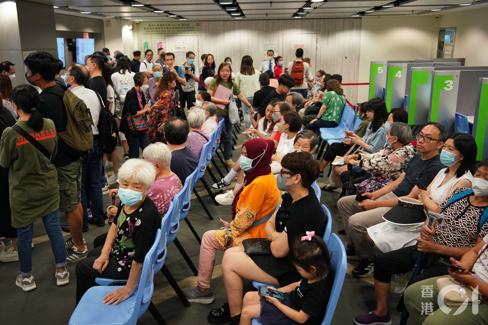 「綠置居2022」6月2日首日開放單身人請者揀樓。(林靄怡攝) 「綠置居2022」6月2日首日開放單身人請者揀樓。(林靄怡攝)