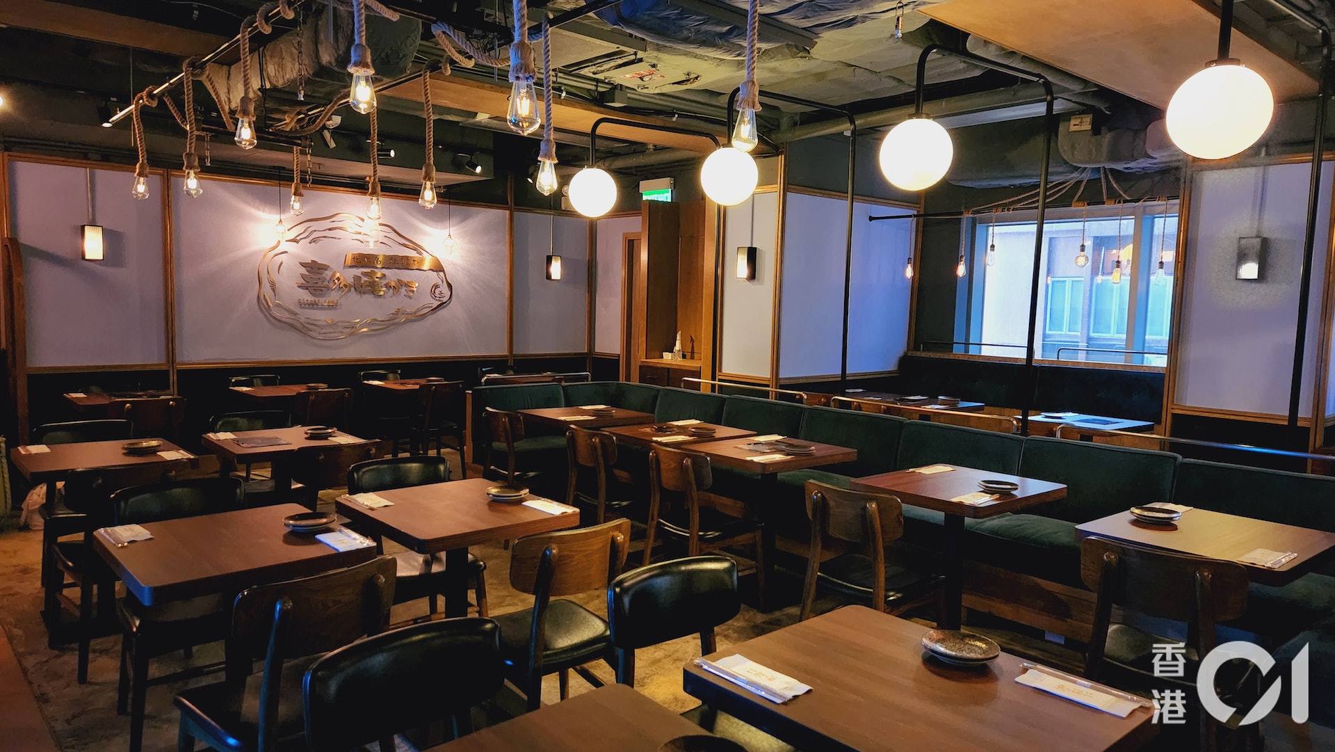 (何以諾攝) (何以諾攝)