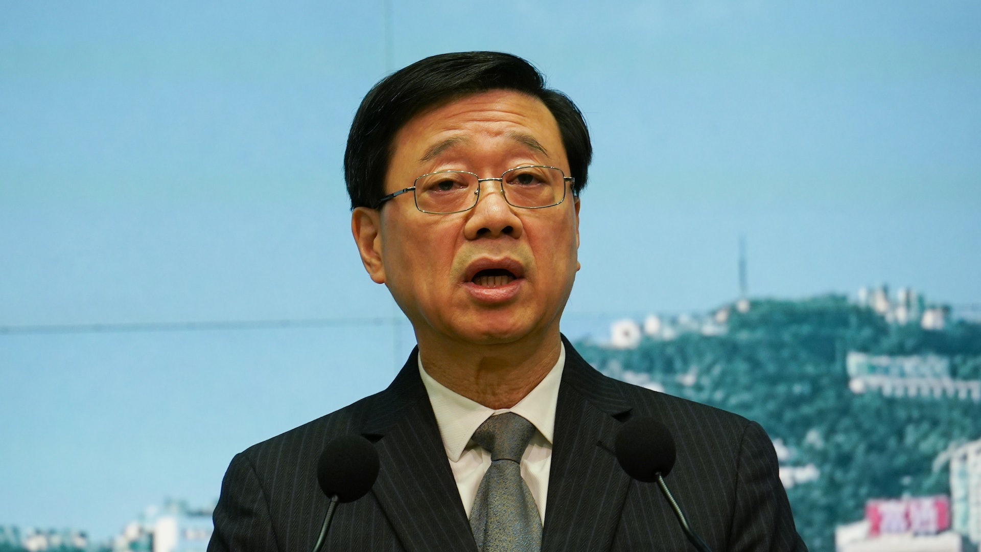 美議員促華府勿邀李家超出席APEC 特首辦:維護國安理直氣壯 美議員促華府勿邀李家超出席APEC 特首辦:維護國安理直氣壯