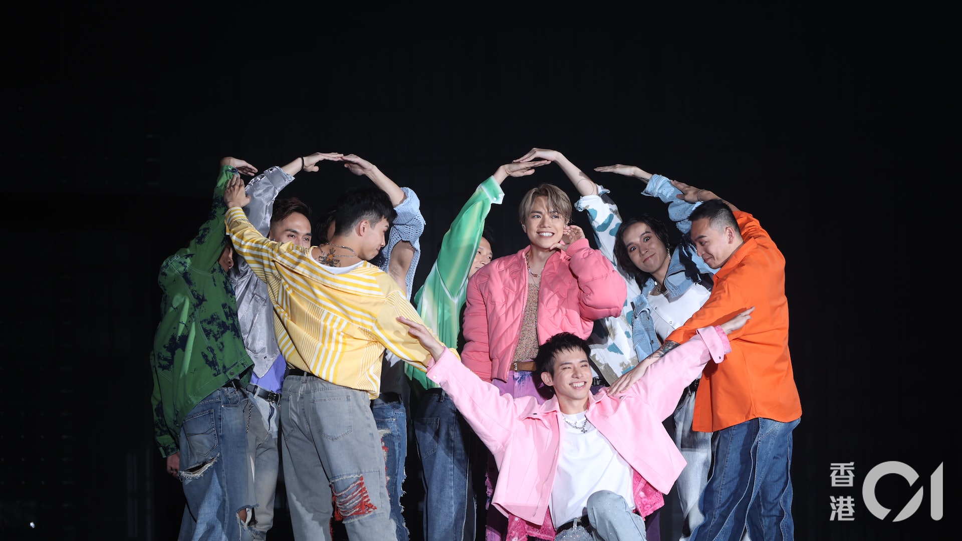 張敬軒演唱會|尾場High爆多次Encore 大唱「考牌歌」冧暈歌迷 張敬軒演唱會|尾場High爆多次Encore 大唱「考牌歌」冧暈歌迷