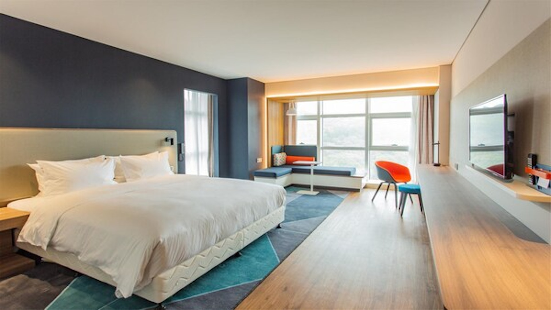 江門江海智選假日酒店(Holiday Inn Express Jiangmen Jianghai)(圖片來源:Agoda) 江門江海智選假日酒店(Holiday Inn Express Jiangmen Jianghai)(圖片來源:Agoda)