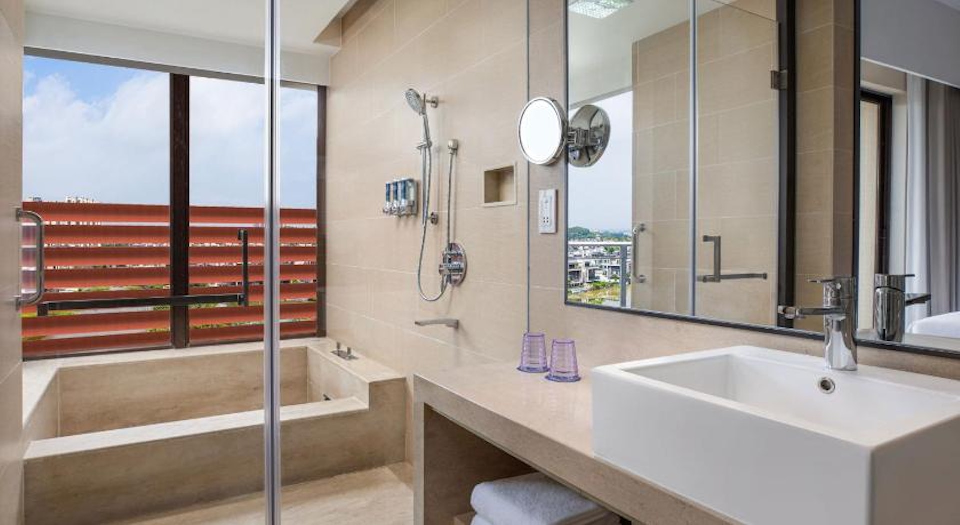 鶴山方圓福朋喜來登酒店(Four Points by Sheraton Guangdong, Heshan)(圖片來源:Agoda) 鶴山方圓福朋喜來登酒店(Four Points by Sheraton Guangdong, Heshan)(圖片來源:Agoda)