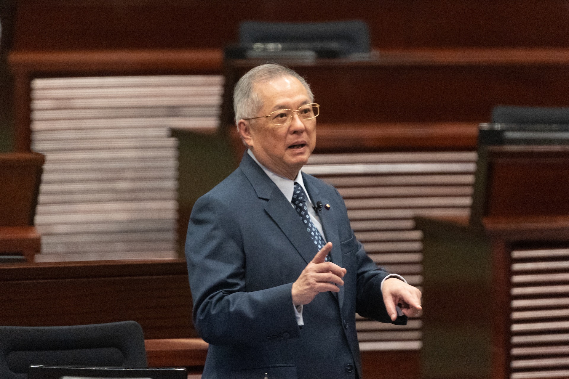 中大校董发公开信斥目中无人、出言不逊张宇人拒评论:无兴趣