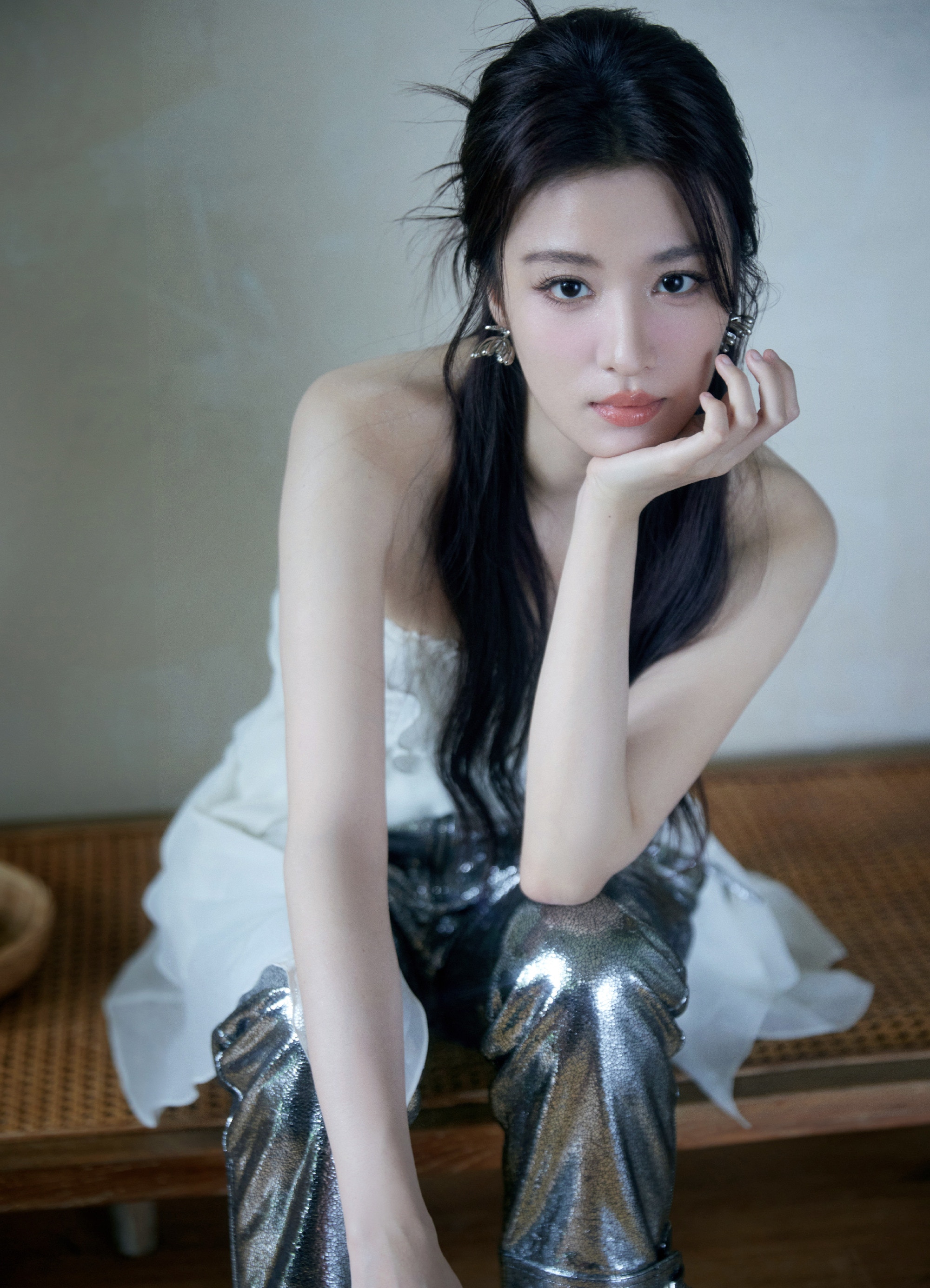 【延伸閱讀:陸劇90後女演員討論Top 10 迪麗熱巴跌出前三 趙露思黑紅熱度大】TOP 10:王楚然(微博@王楚然工作室)