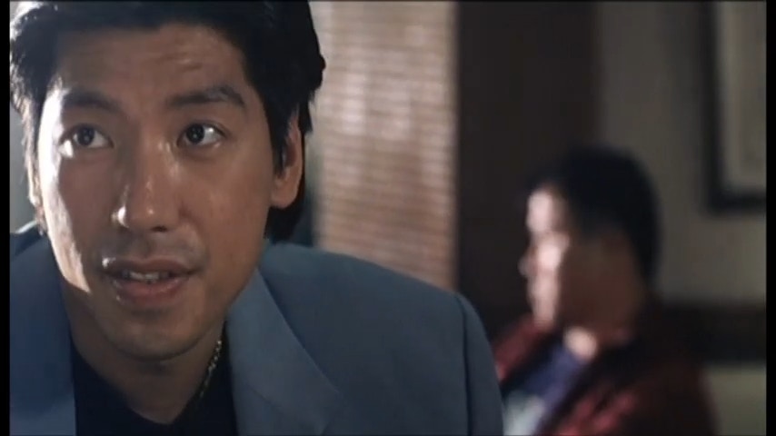 《亞洲警察之高壓線》票房不佳,收不到100萬,但張耀揚的演出相當瀟灑有型。(電影截圖) 《亞洲警察之高壓線》票房不佳,收不到100萬,但張耀揚的演出相當瀟灑有型。(電影截圖)