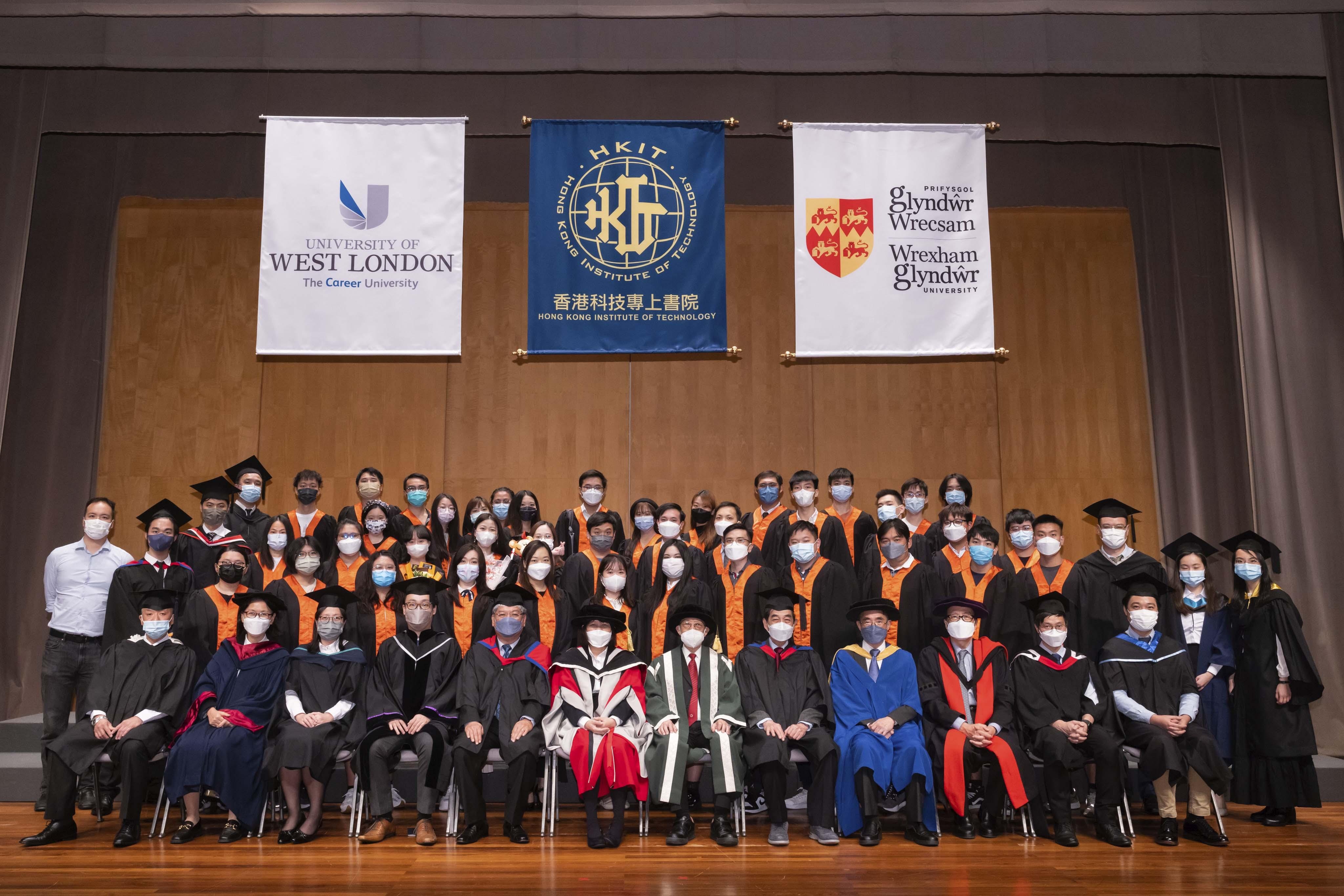 而補充科目更是唯三開辦全數5科的院校之一。 而補充科目更是唯三開辦全數5科的院校之一。