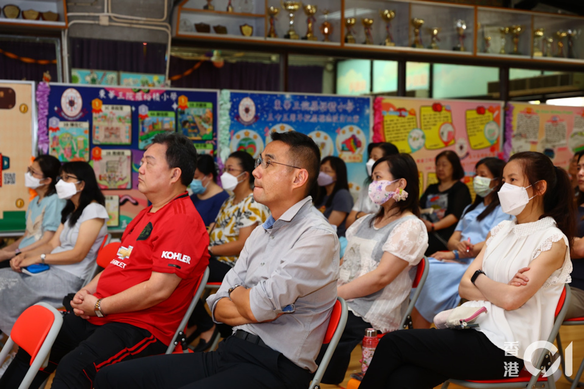《香港01》早前為東華三院羅裕積小學舉辦教師媒體及資訊素養講座,並由前線編輯主持。(鄭子峰攝) 《香港01》早前為東華三院羅裕積小學舉辦教師媒體及資訊素養講座,並由前線編輯主持。(鄭子峰攝)