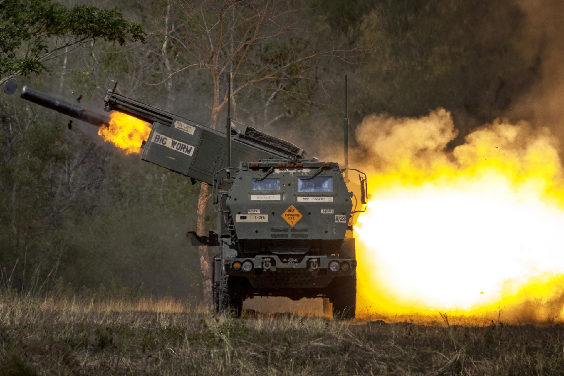 美軍「海馬斯」火箭發射系統。(Getty Images) 美軍「海馬斯」火箭發射系統。(Getty Images)
