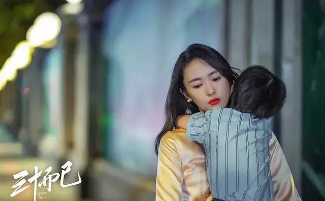阿強發現3歲兒子不似自己，驗DNA揭發並非親生，怒向妻子索取3年8個月的養育費及托管費。(《三十而已》劇照）