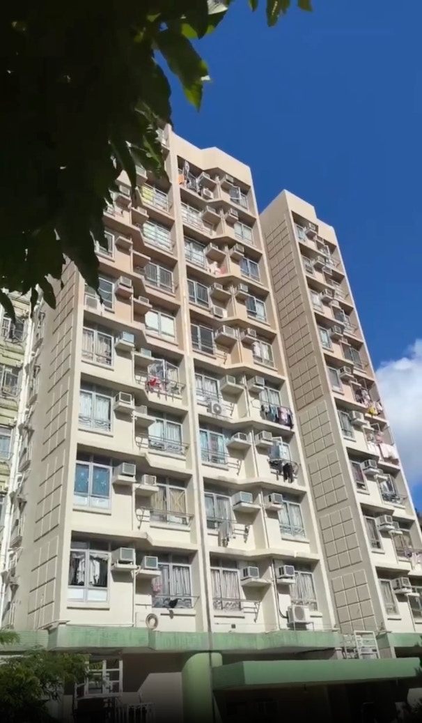 港人公屋首派赤柱高層海景單位3大原因狠拒!網民:公屋豪宅唔要? 港人公屋首派赤柱高層海景單位3大原因狠拒!網民:公屋豪宅唔要?
