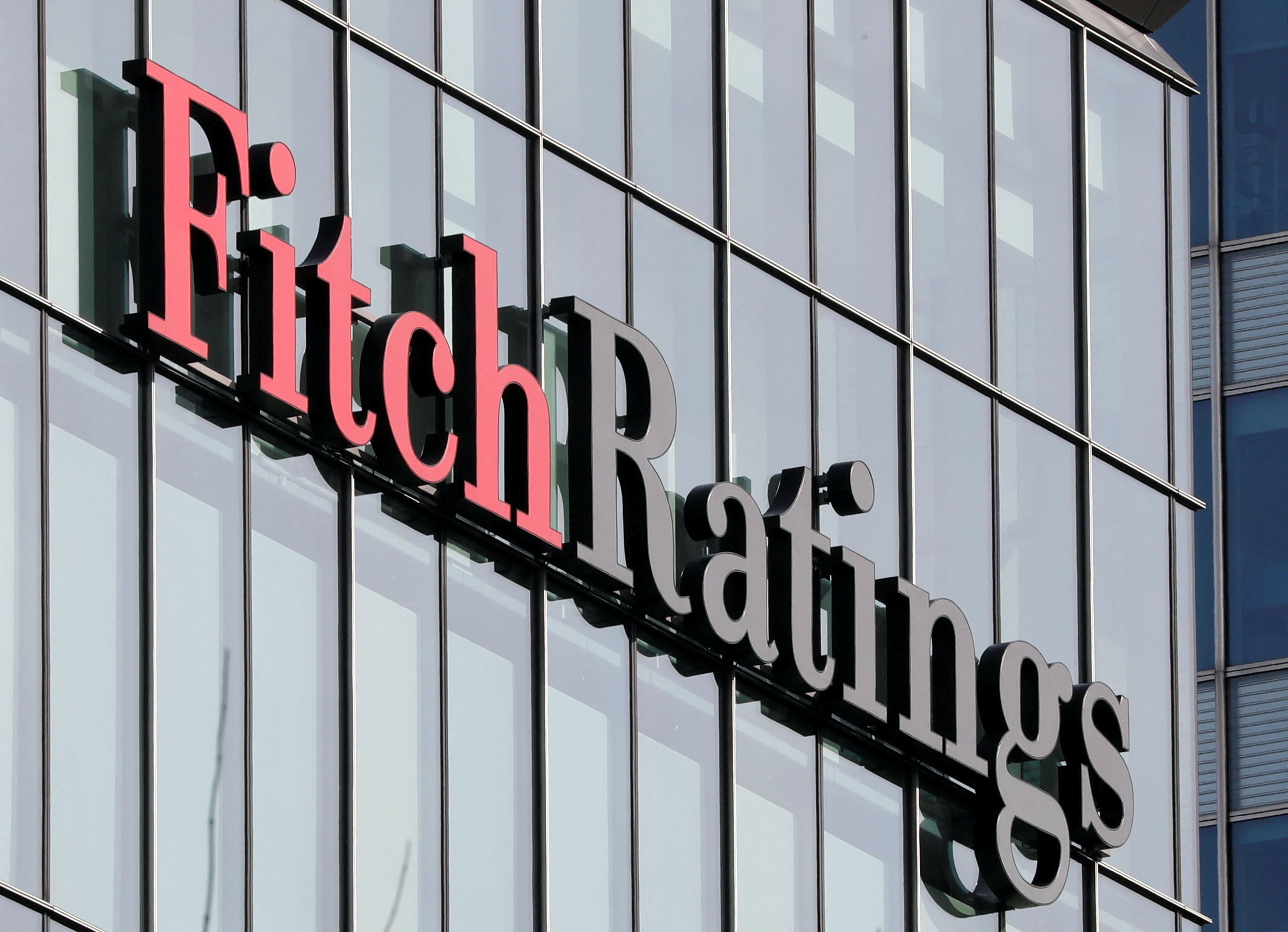 惠譽（Fitch Ratings）作為三大評級機構之中唯一一家歐洲機構，下調美國評級後，美國在歐洲發行債券利率就要提升，借錢需要擔保品，使海外融資成本大增。（Reuters/file）