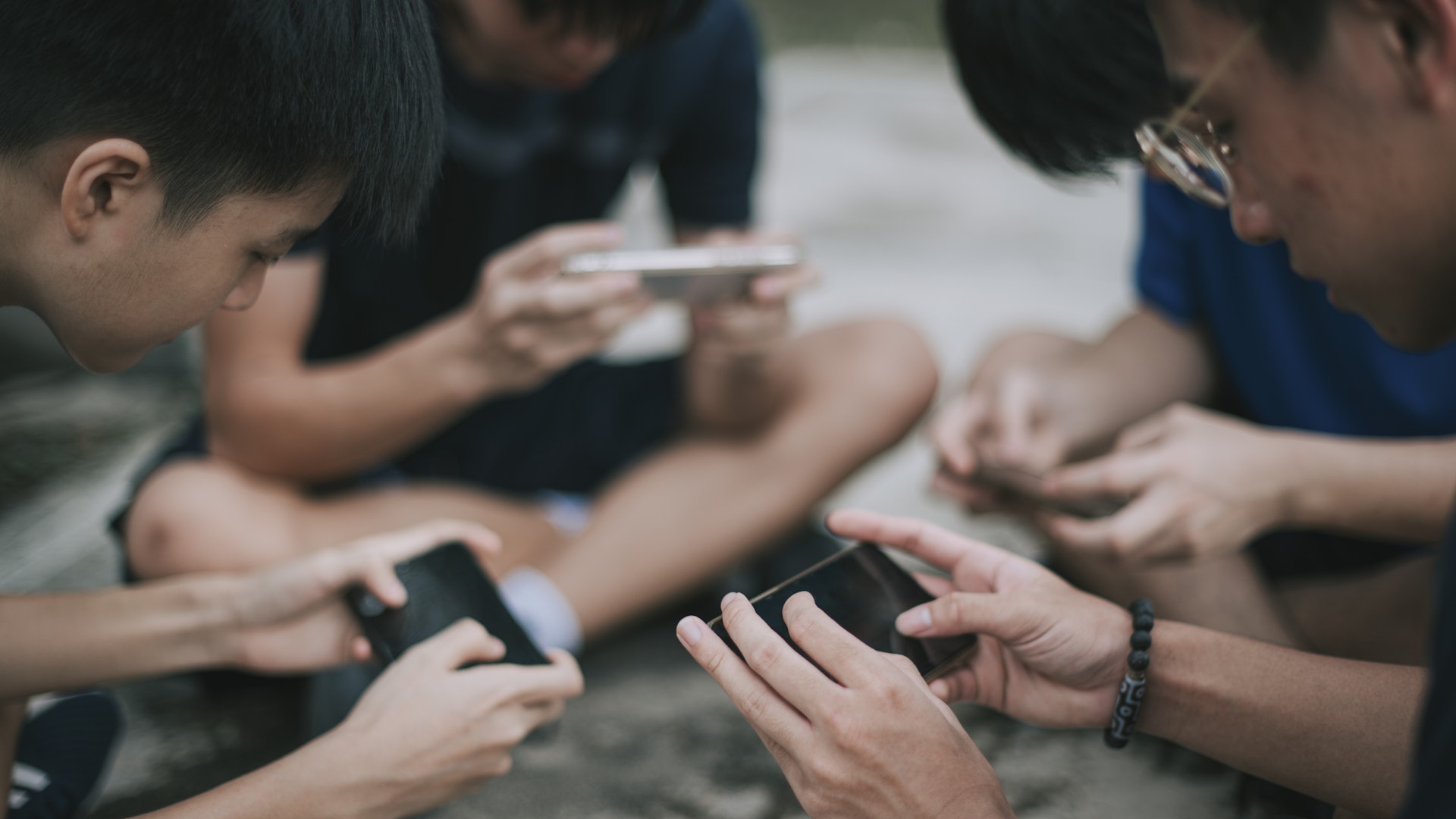 網信辦:擬升級「青少年模式」為「未成年人模式」 劃分5個年齡區間 網信辦:擬升級「青少年模式」為「未成年人模式」 劃分5個年齡區間