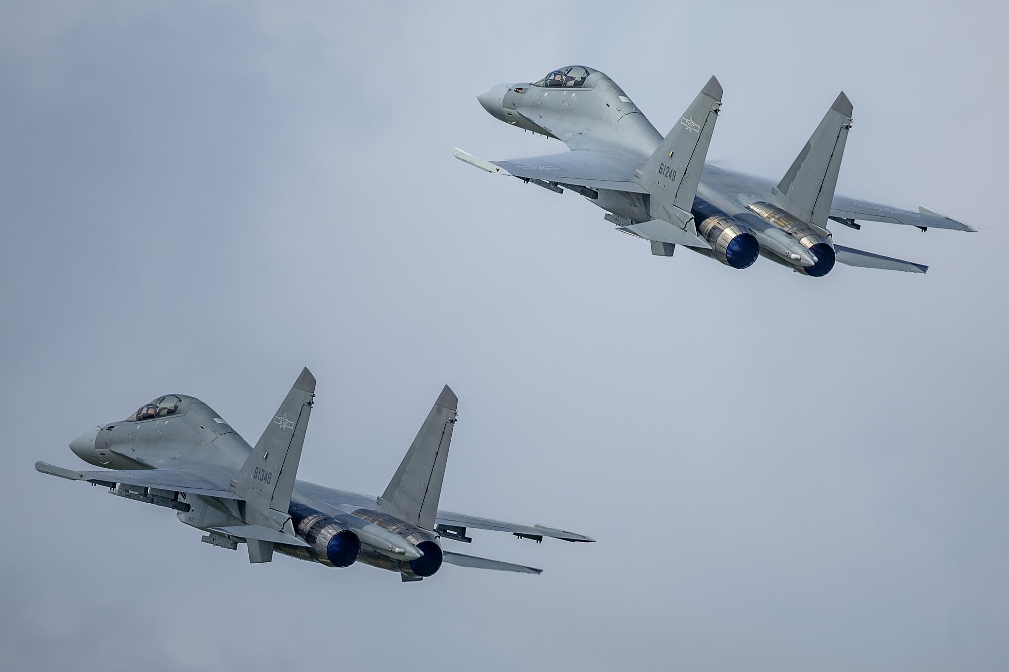 J-16 (Visual China)