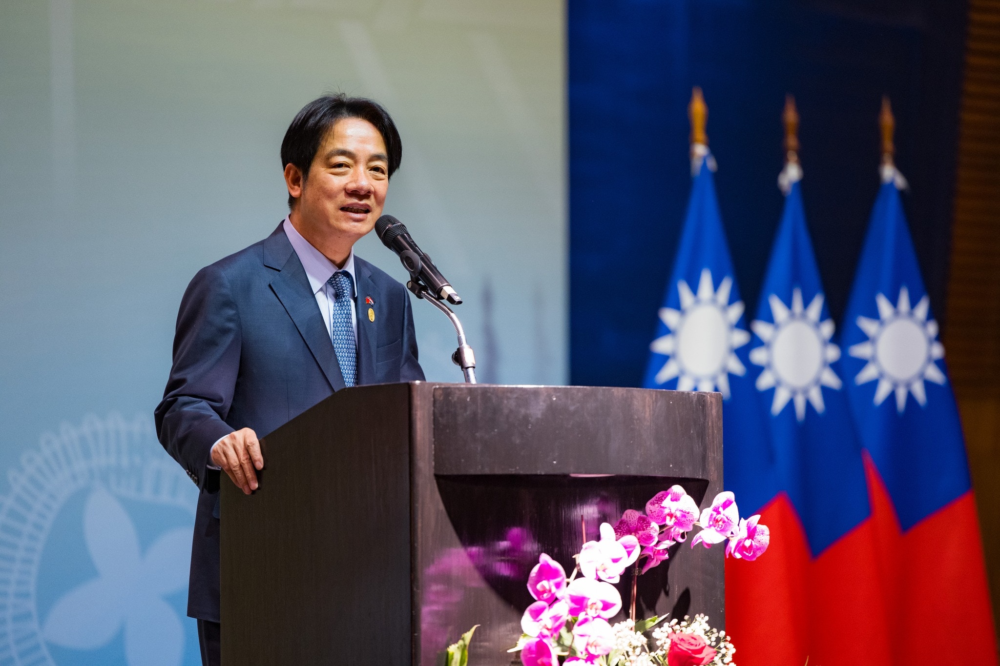 解放軍宣布在台灣周邊軍演　台媒：針對賴清德過境美國