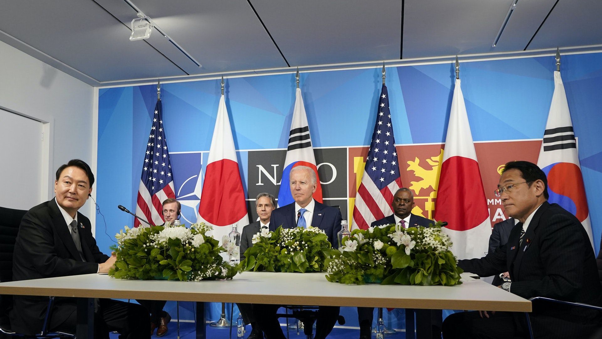 美日韓大衛營峰會:要當心拜登的印太關係網 美日韓大衛營峰會:要當心拜登的印太關係網