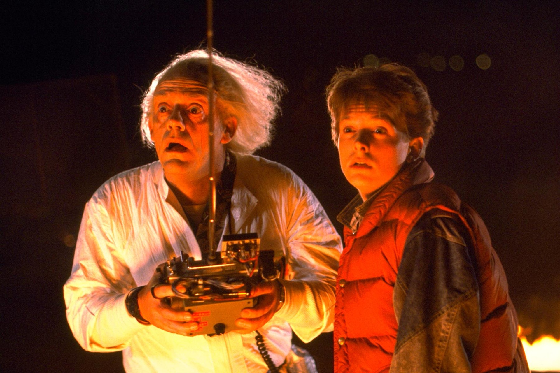 《回到未來》於1985年上映,至今仍然為「時空旅行」主題電影的經典佳作。(《回到未來》電影劇照) 《回到未來》於1985年上映,至今仍然為「時空旅行」主題電影的經典佳作。(《回到未來》電影劇照)