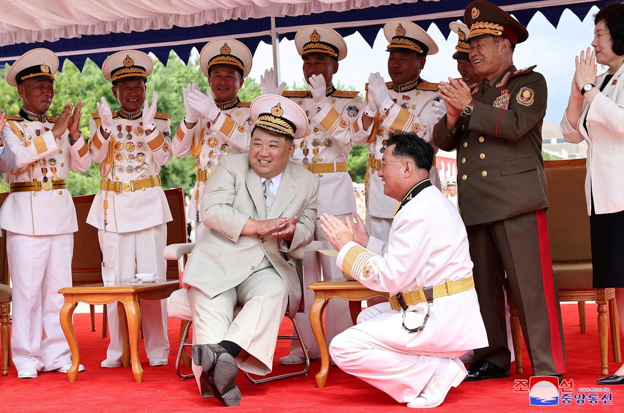 朝鮮2023年9月8日稱建成一艘核攻擊潛艇,並發布領袖金正恩出席下水儀式的照片(KCNA via REUTERS) 朝鮮2023年9月8日稱建成一艘核攻擊潛艇,並發布領袖金正恩出席下水儀式的照片(KCNA via REUTERS)