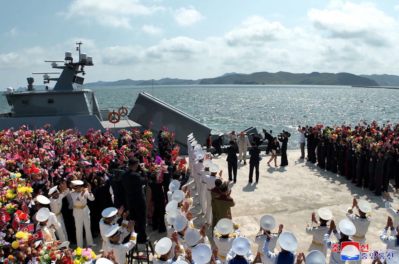 朝鮮2023年9月8日稱建成一艘核攻擊潛艇,並發布領袖金正恩出席下水儀式的照片(KCNA via REUTERS) 朝鮮2023年9月8日稱建成一艘核攻擊潛艇,並發布領袖金正恩出席下水儀式的照片(KCNA via REUTERS)
