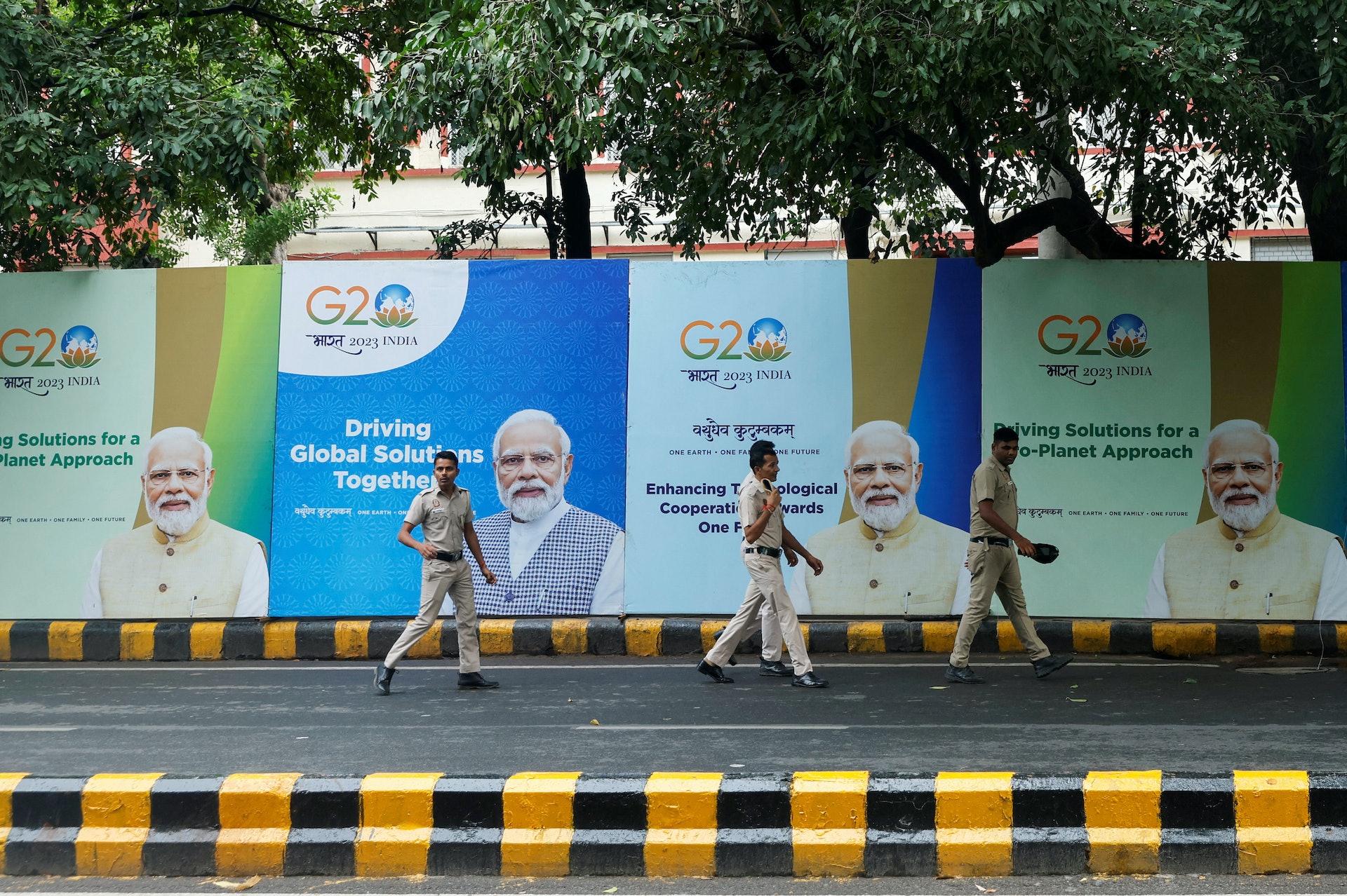 G20峰會在印度國內是莫迪本人的政治宣傳機會。有《華郵》記者稱,是美國壓服了歐洲國家的反對,才讓不再點明俄羅斯對烏克蘭進侵行為的聯合聲明獲過通過,用意以要給莫迪面子。(Reuters)