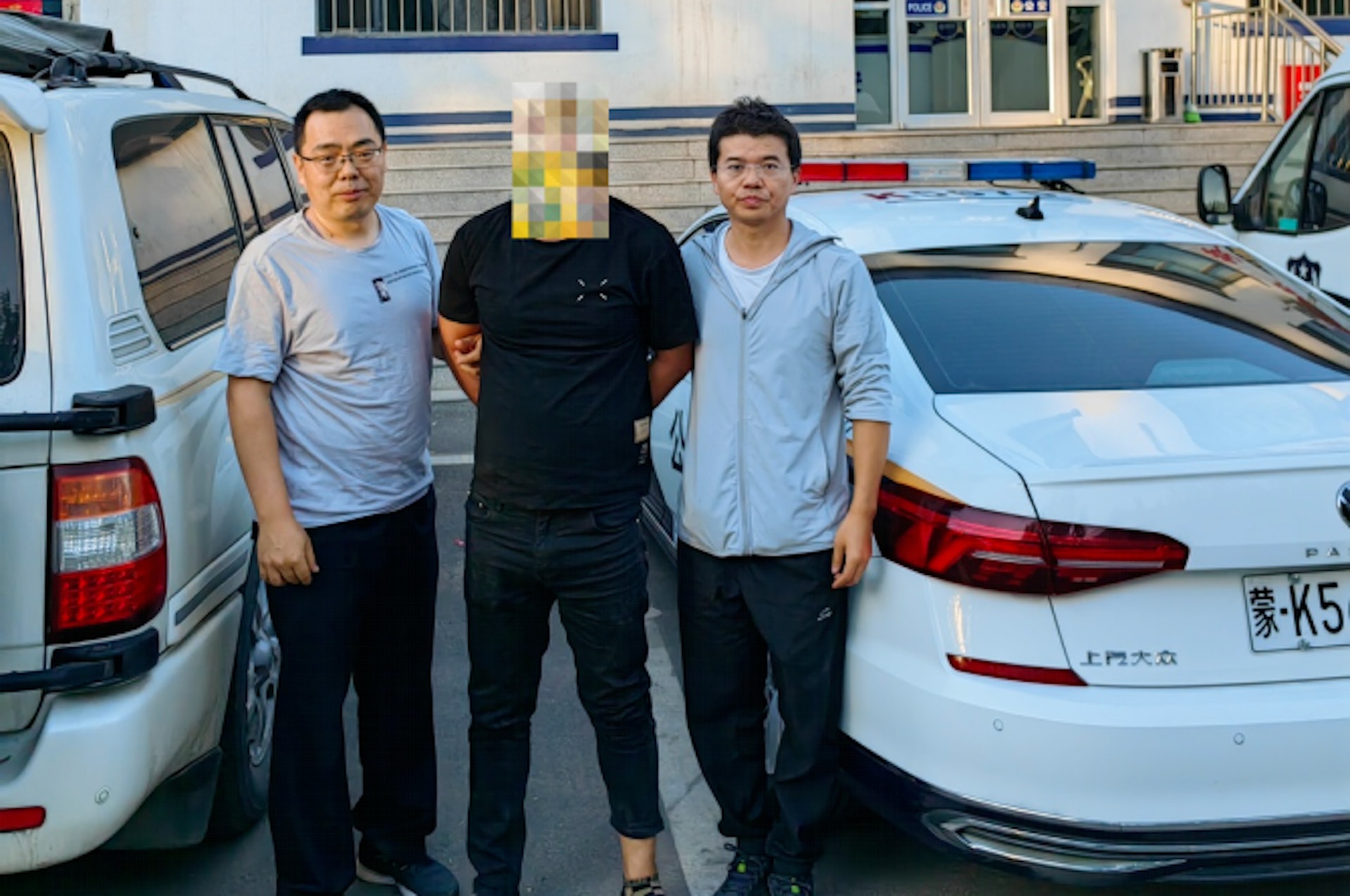 嫌疑犯李某被捉獲。(央廣網) 嫌疑犯李某被捉獲。(央廣網)