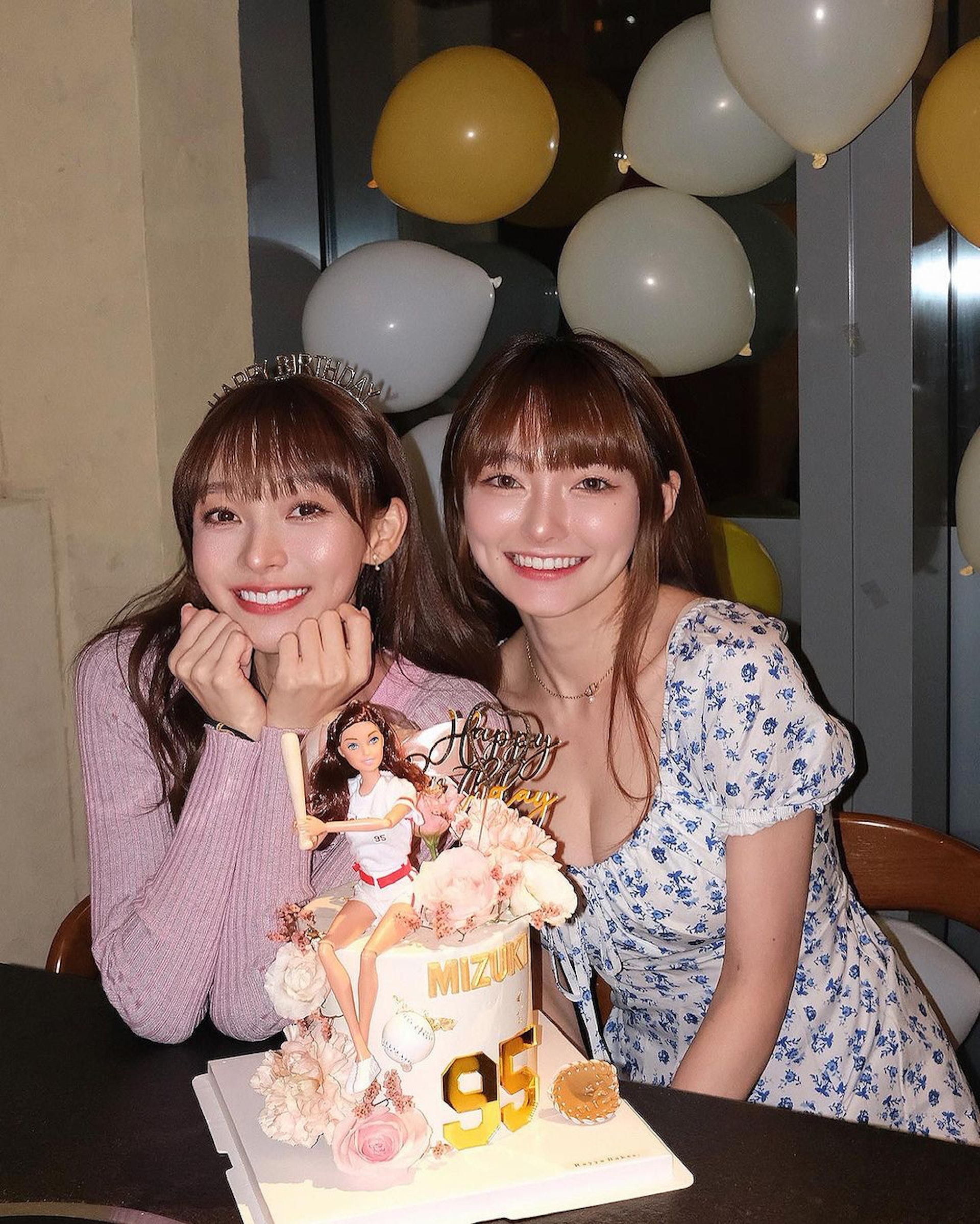 左:林襄,右:棠娜(IG@milk__2020) 左:林襄,右:棠娜(IG@milk__2020)