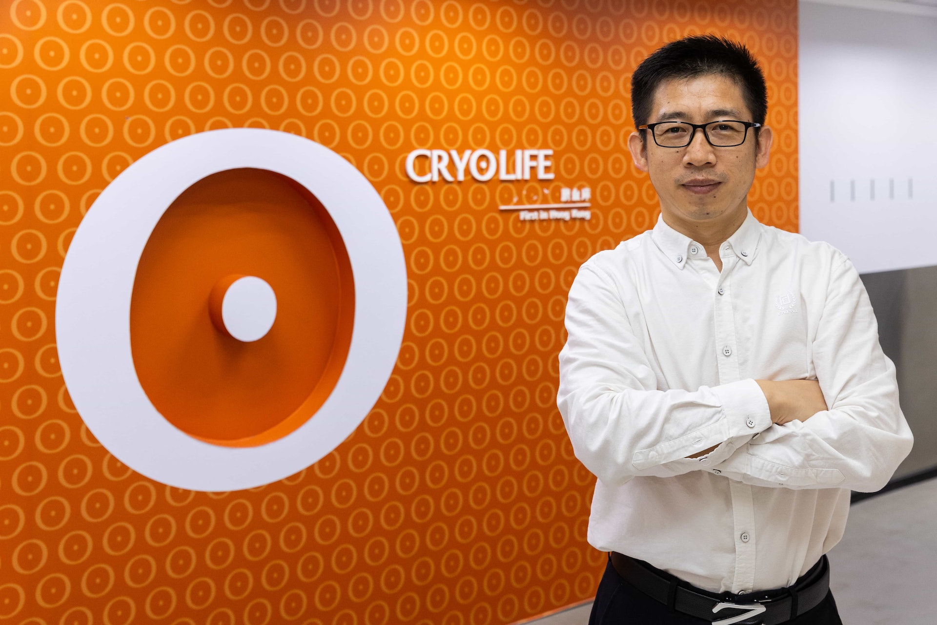 Cryolife實驗室總監朱偉東博士在2型糖尿病和代謝綜合症、中風及血液疾病方面擁有超過10年的實驗室研究經驗和6年臨床前幹細胞療法研究和治療經驗。 Cryolife實驗室總監朱偉東博士在2型糖尿病和代謝綜合症、中風及血液疾病方面擁有超過10年的實驗室研究經驗和6年臨床前幹細胞療法研究和治療經驗。