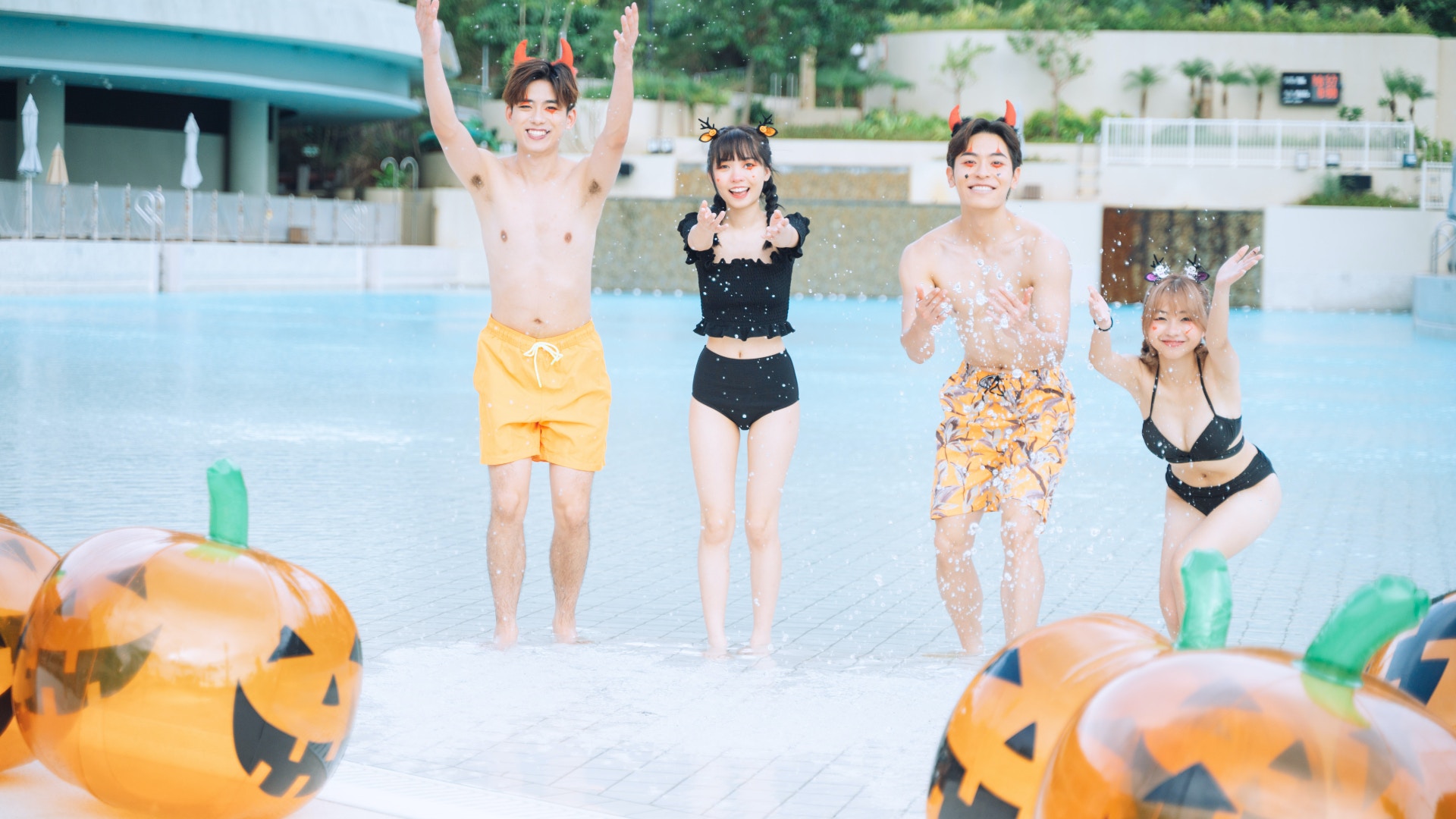 海洋公園水上樂園哈囉喂 - 鬼馬水上南瓜祭(海洋公園提供) 海洋公園水上樂園哈囉喂 - 鬼馬水上南瓜祭(海洋公園提供)