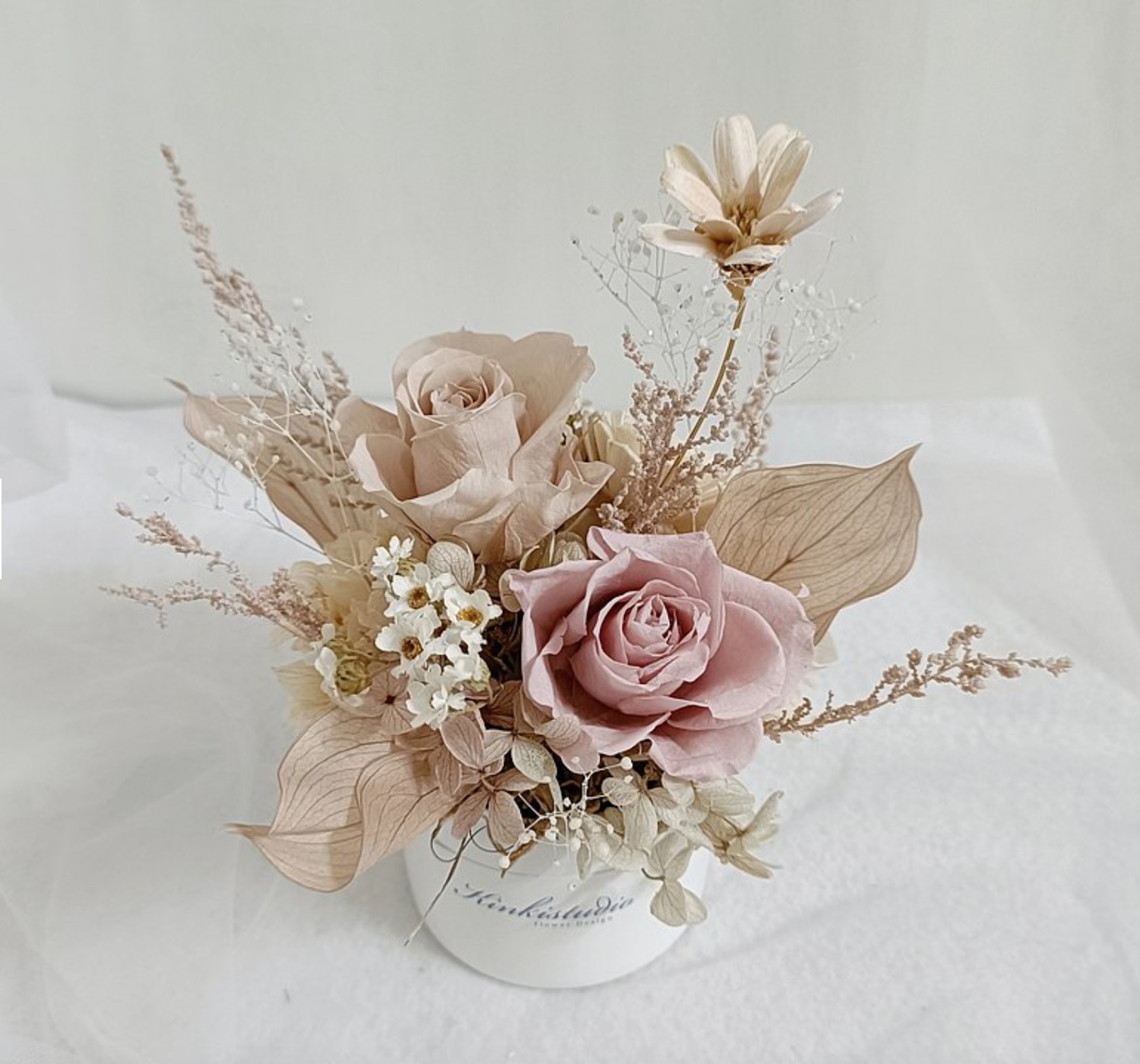 聖誕禮物推薦2023|復古奶茶裸永生盆花、桌花 HK$376.3(HK$537.5)(Pinkoi) 聖誕禮物推薦2023|復古奶茶裸永生盆花、桌花 HK$376.3(HK$537.5)(Pinkoi)