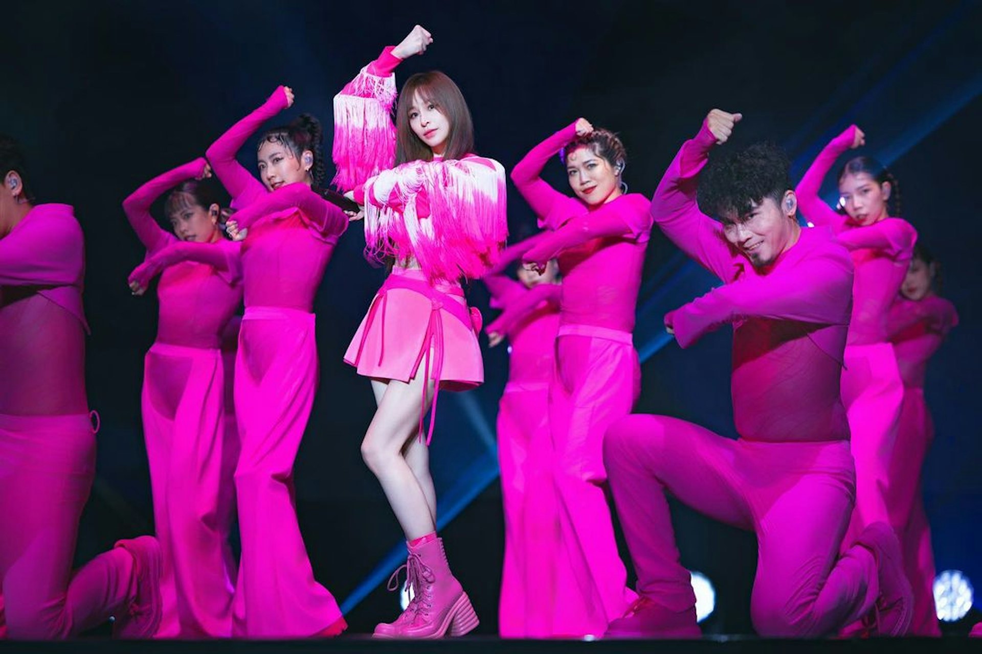 王心凌在中國上海舉辦《SUGAR HIGH》世界巡演,祭出5套新造型。(IG@cyndiloves2sing) 王心凌在中國上海舉辦《SUGAR HIGH》世界巡演,祭出5套新造型。(IG@cyndiloves2sing)