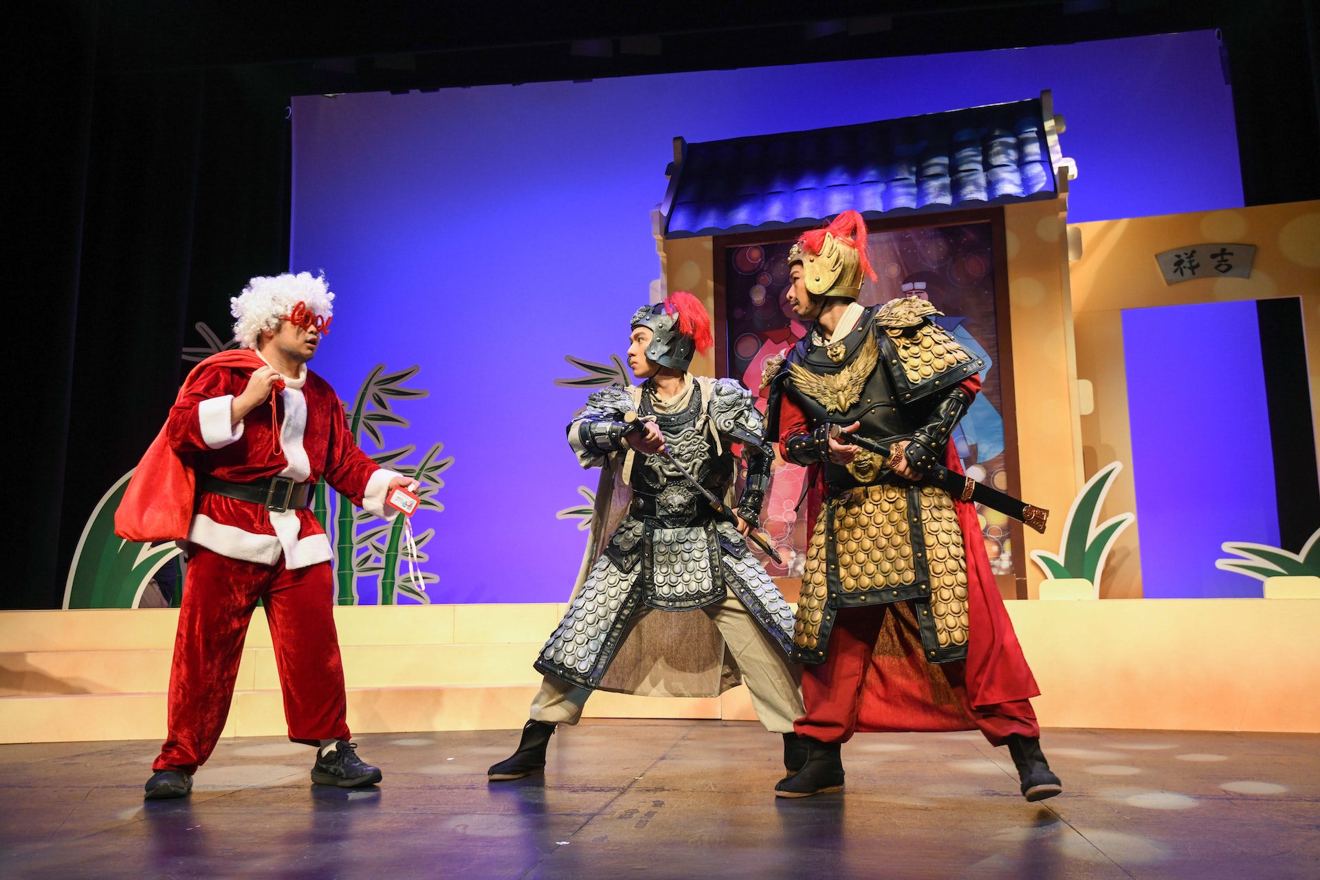 《堅離地門神》感動不同年齡層的香港人 《堅離地門神》感動不同年齡層的香港人