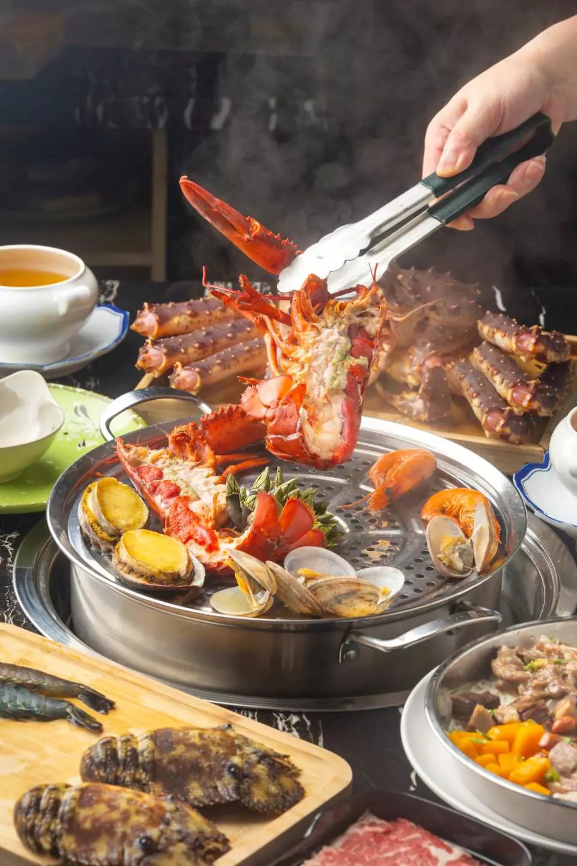 緣味小聚|大閘蟹+龍蝦海鮮蒸氣鍋餐(店方提供圖片) 緣味小聚|大閘蟹+龍蝦海鮮蒸氣鍋餐(店方提供圖片)