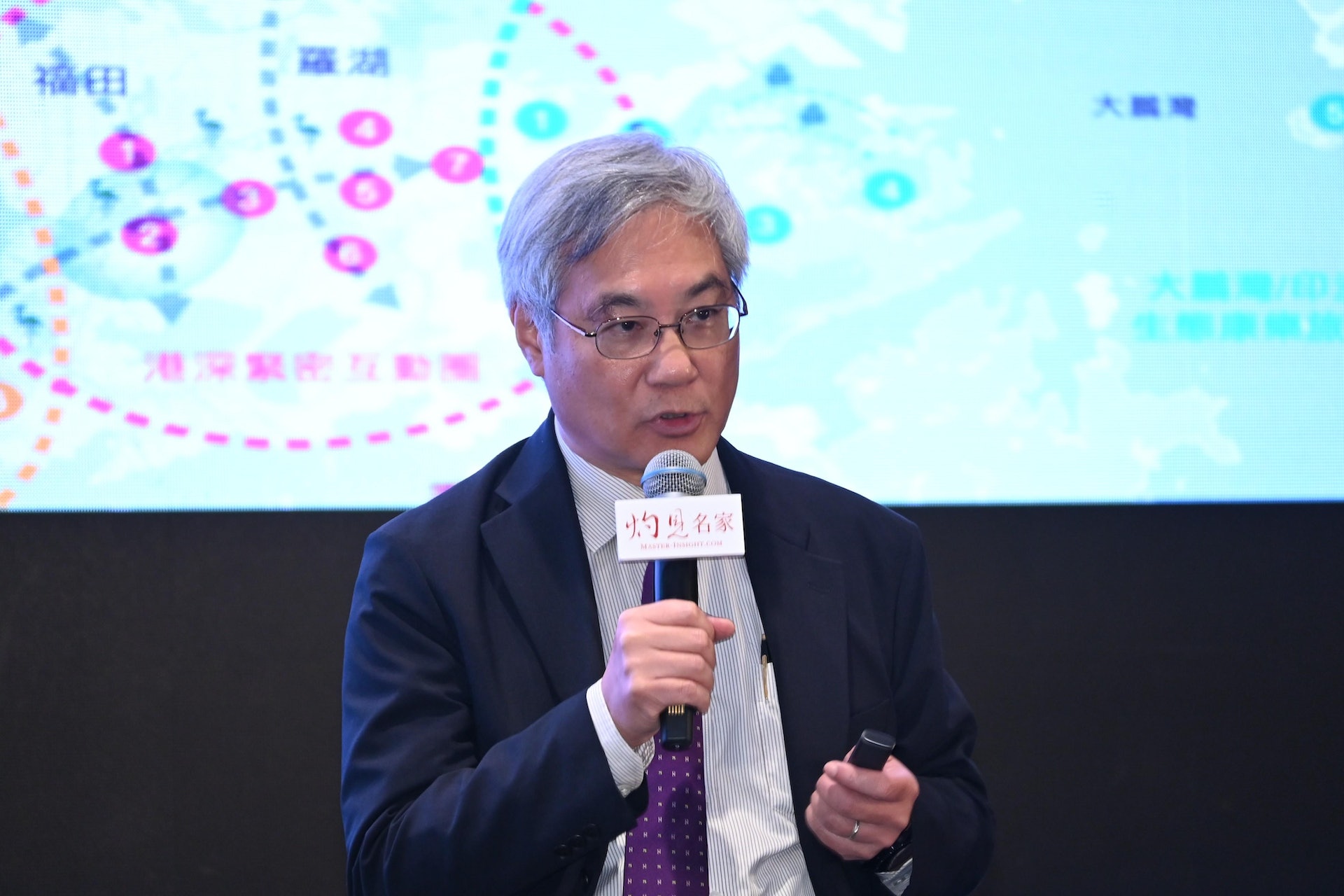 房協主席凌嘉勤指,房協最快明年首季會推售新一期資助出售房屋。(資料圖片) 房協主席凌嘉勤指,房協最快明年首季會推售新一期資助出售房屋。(資料圖片)