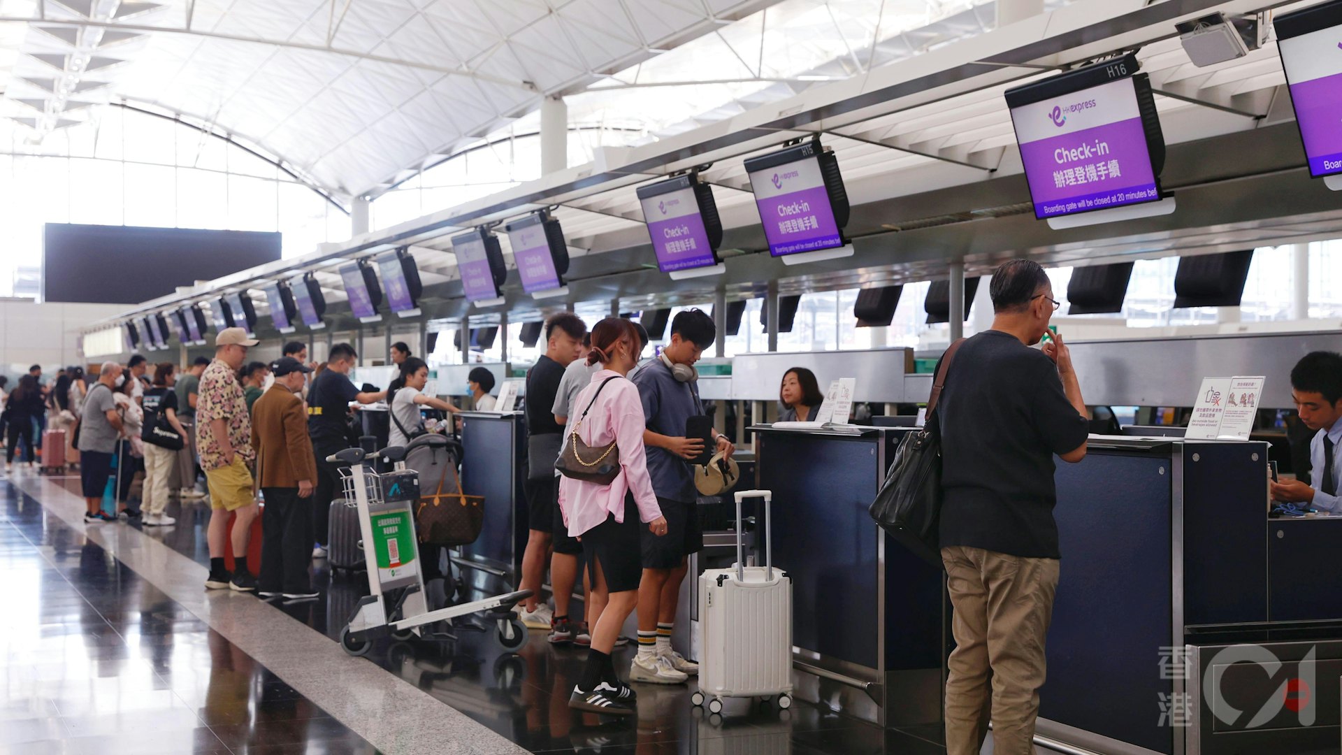 HKExpress行政總裁︰越南韓國今年迅速取代日本成港人外遊首選 HKExpress行政總裁︰越南韓國今年迅速取代日本成港人外遊首選
