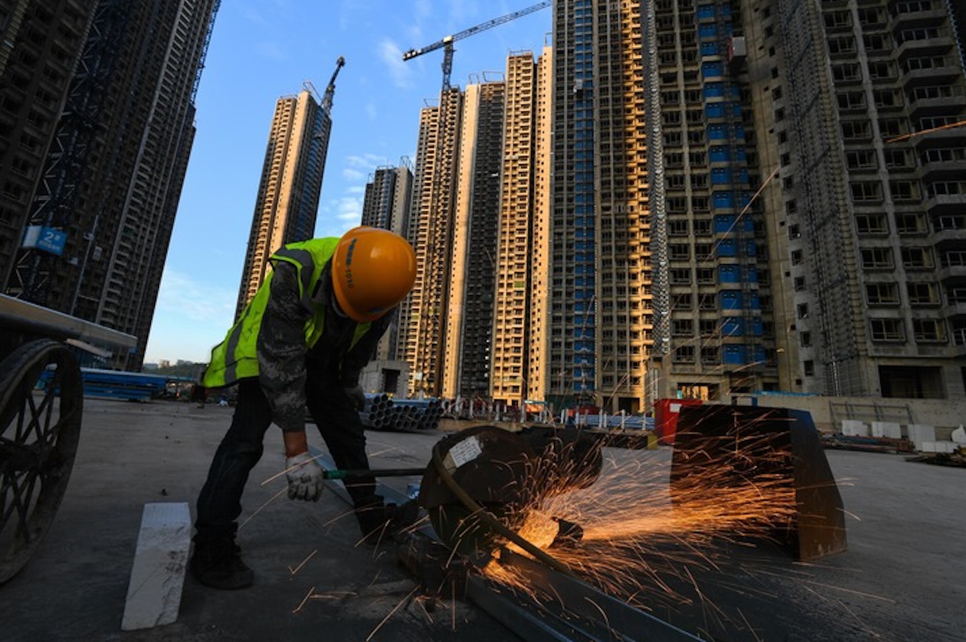 內地陸續爆出多宗房地產商倒債事件。(新華社) 內地陸續爆出多宗房地產商倒債事件。(新華社)