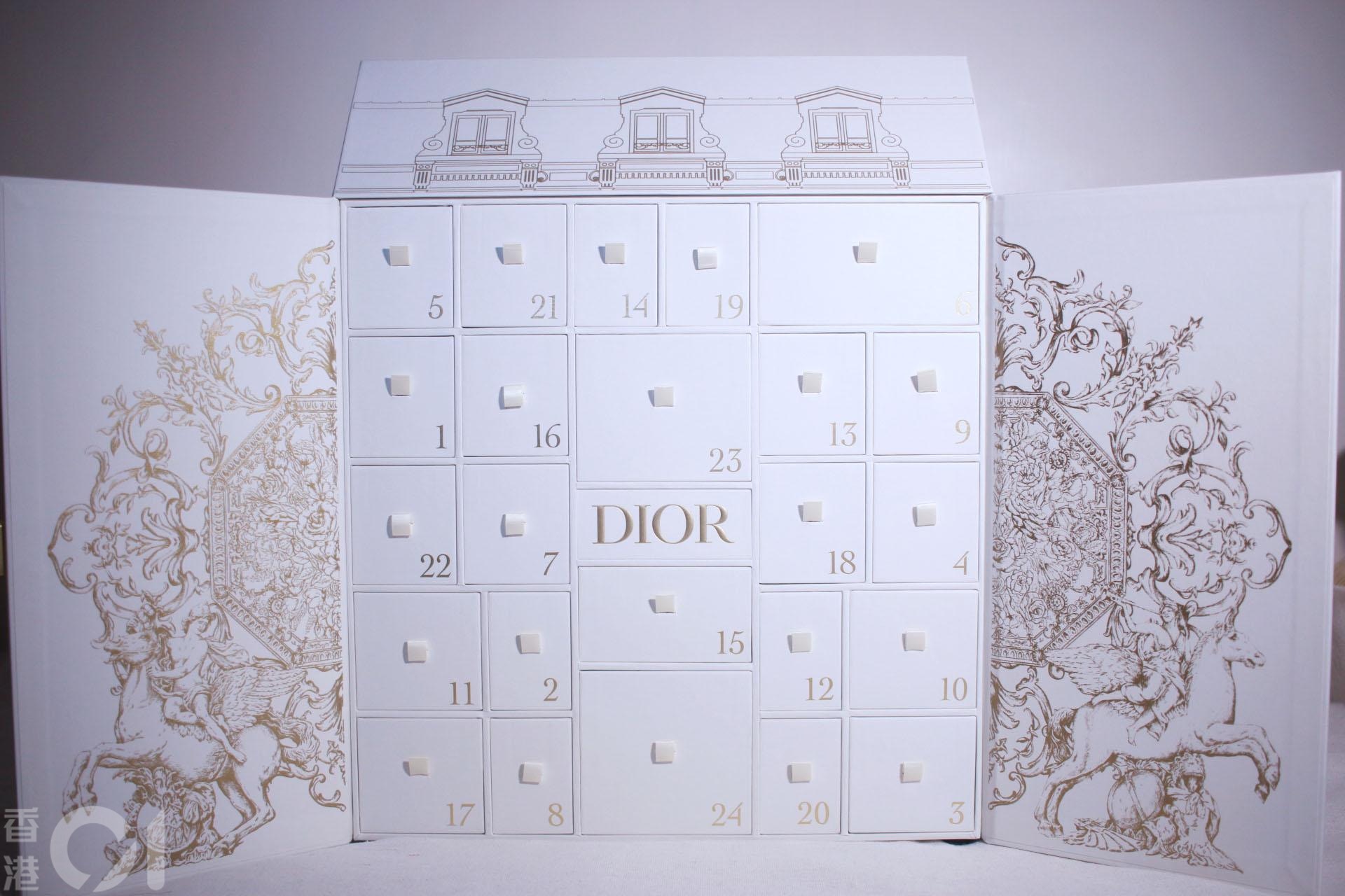 Dior聖誕倒數月曆開箱｜Dior Le 30 Montaigne Advent Calendar聖誕倒數日曆 HK$5,300 (朱加曦攝)