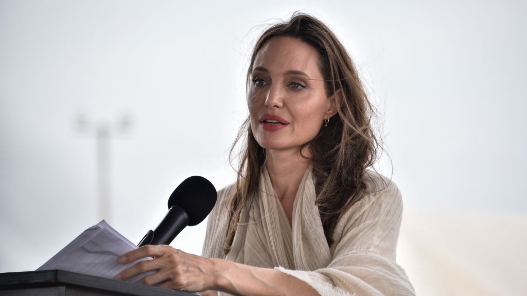Angelina Jolie Condemns Israeli Attacks on Gaza Refugee Camp and Calls for Humanitarian Ceasefire