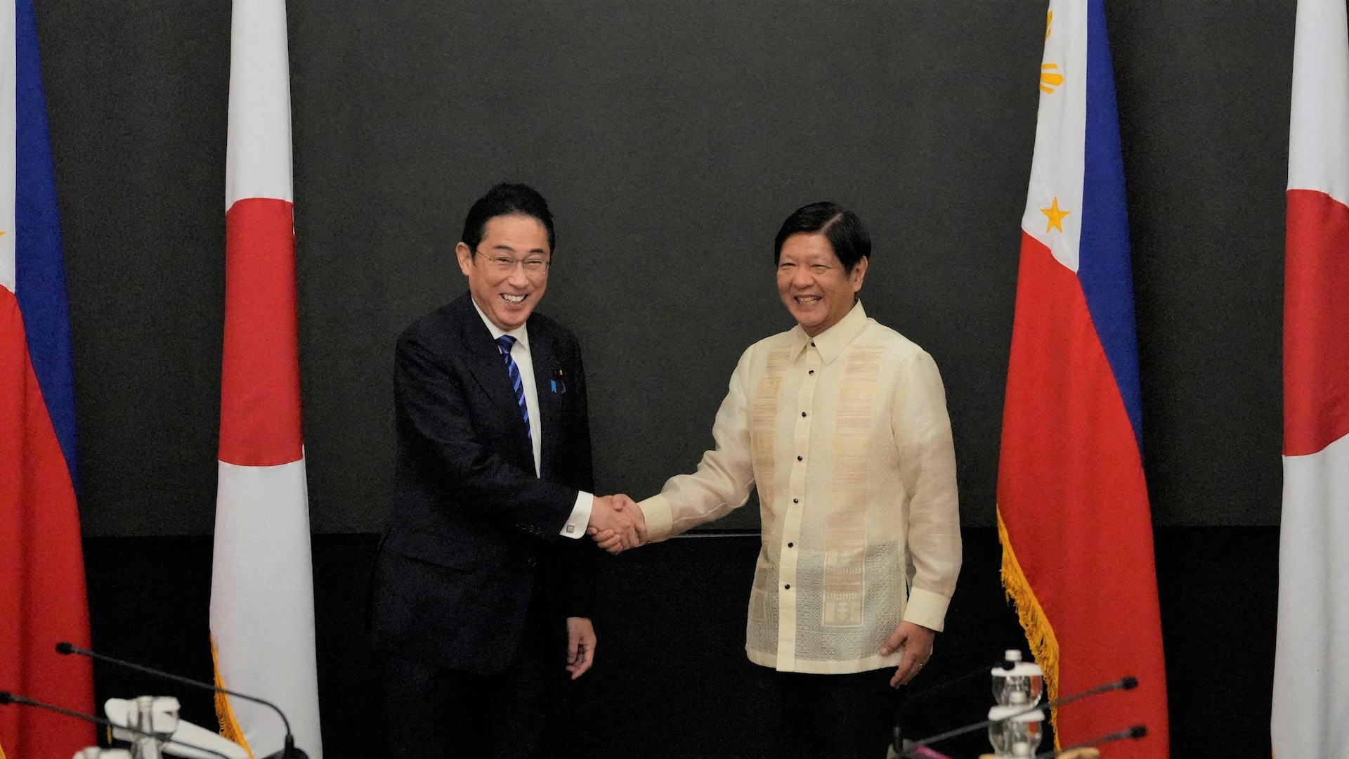 岸田文雄晤小馬可斯 同意談判部隊互訪協議及加強軍事合作 岸田文雄晤小馬可斯 同意談判部隊互訪協議及加強軍事合作