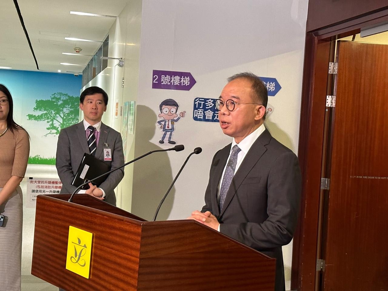 曾國衞稱增設鄰近邊境票站因聽到內地港人意見(文睿攝) 曾國衞稱增設鄰近邊境票站因聽到內地港人意見(文睿攝)