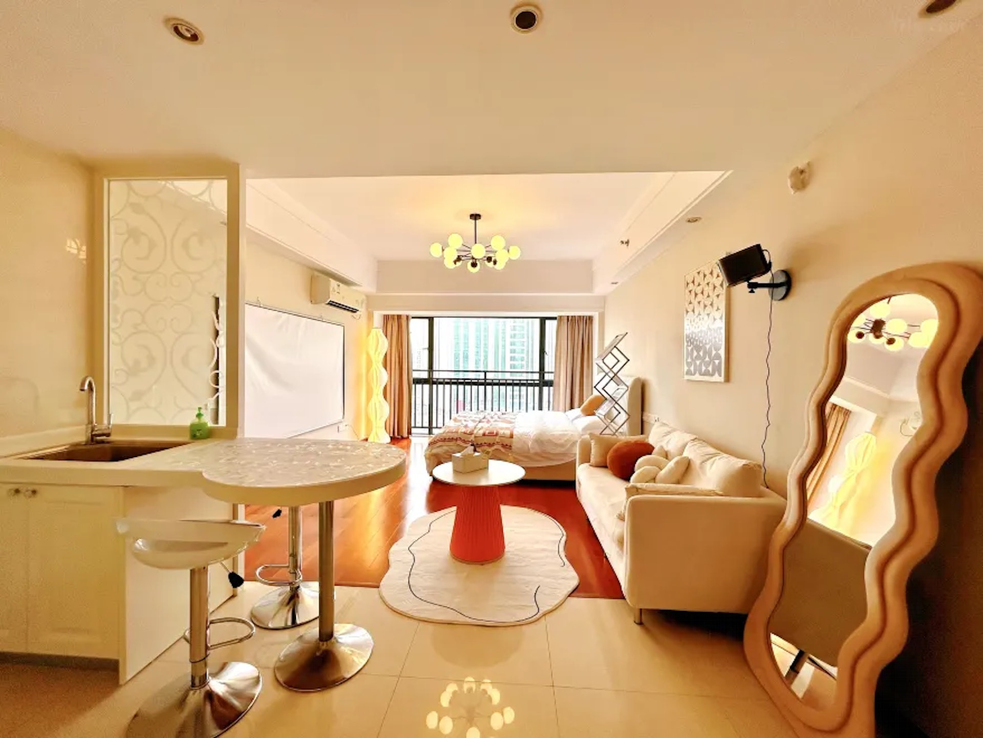 凱悦假日公寓(江門萬達廣場店)(Jiangmen Hyatt Holiday Apartment (Jiangmen Wanda Plaza))(圖片來源:Trip.com) 凱悦假日公寓(江門萬達廣場店)(Jiangmen Hyatt Holiday Apartment (Jiangmen Wanda Plaza))(圖片來源:Trip.com)