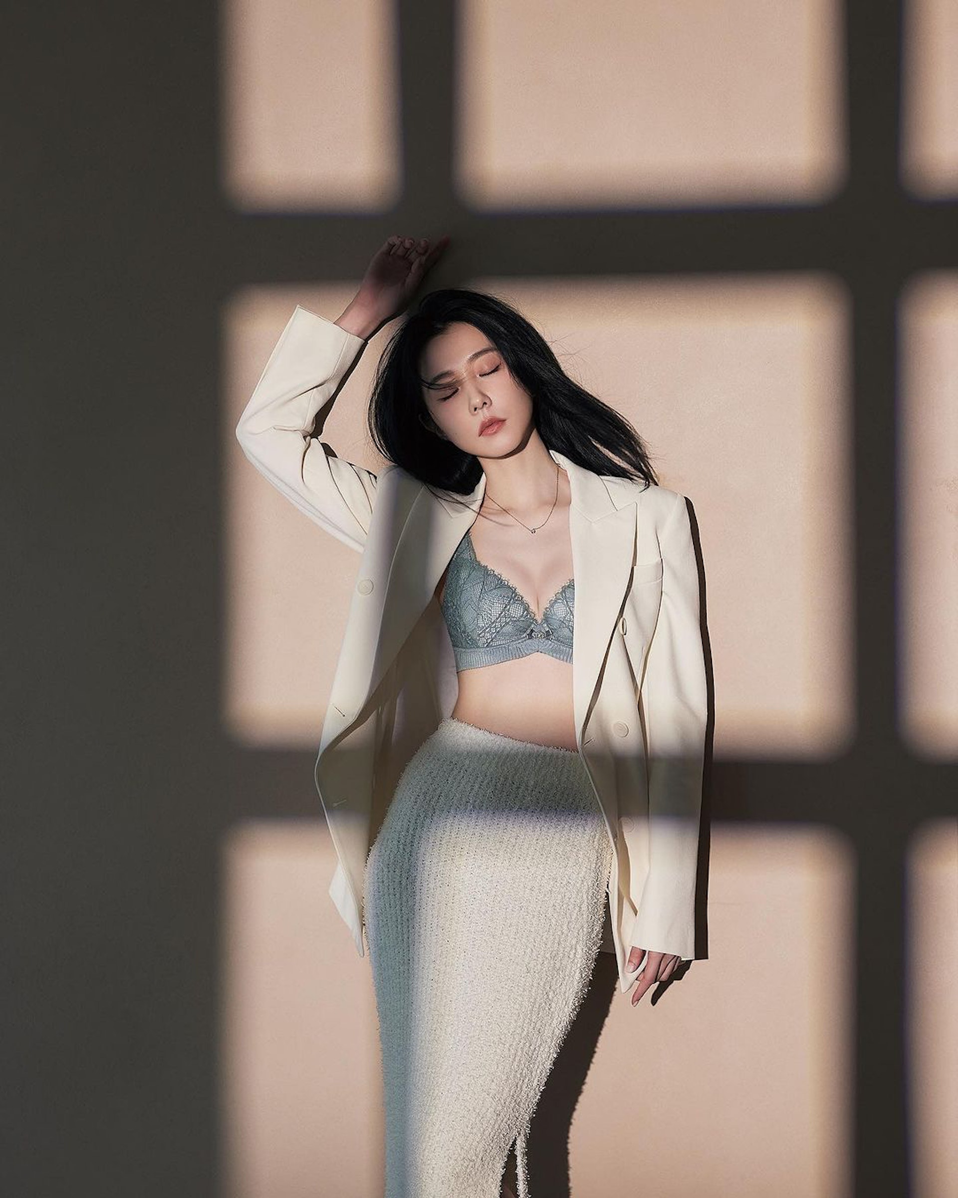 邵雨薇(instagram@1989ivyshao) 邵雨薇(instagram@1989ivyshao)