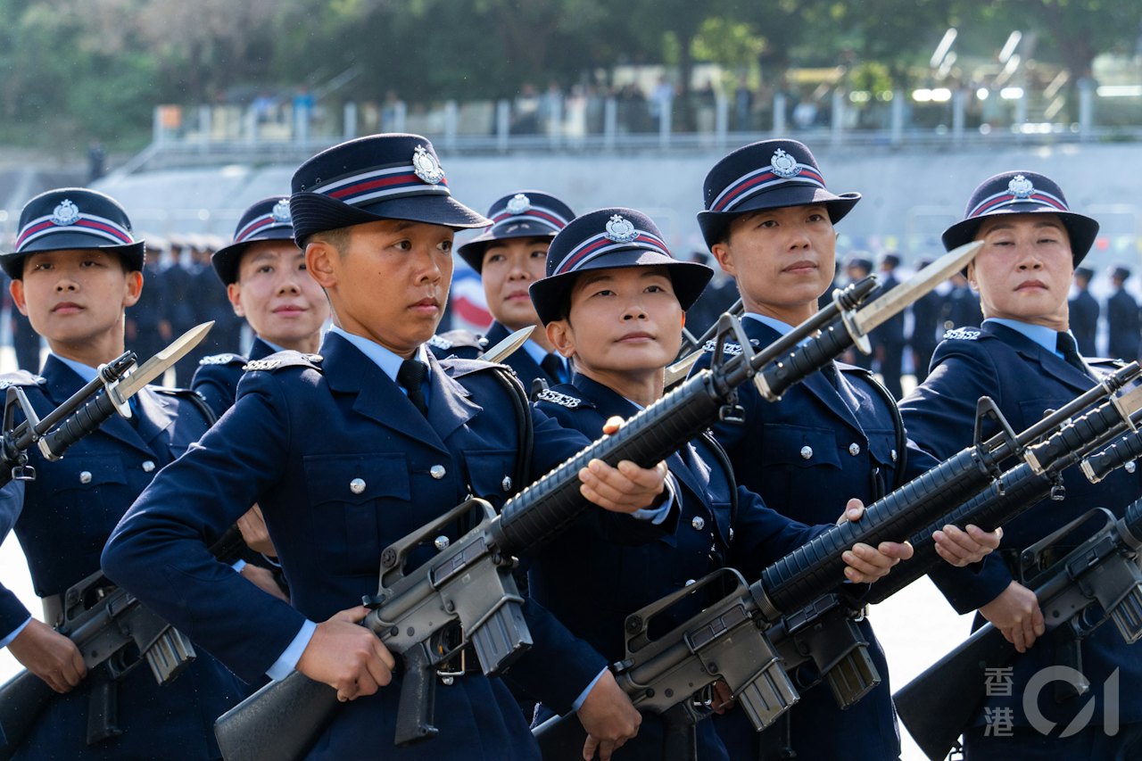 香港警察學院11月25日舉行結業會操,共有25名見習督察及96名學警結業。(林靄怡攝) 香港警察學院11月25日舉行結業會操,共有25名見習督察及96名學警結業。(林靄怡攝)