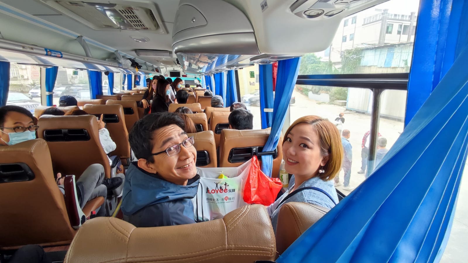 臥底旅行團 3.0 ｜妹頭豪氣狂加自費項目 「拎晒大家第一次」