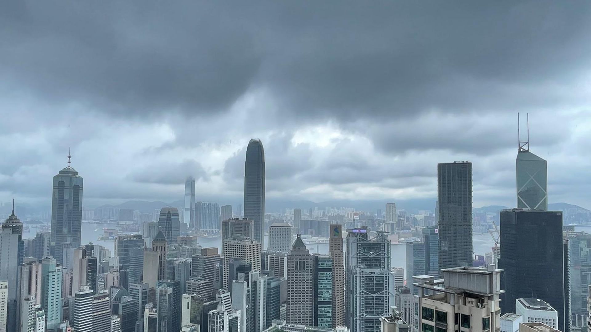萊坊料香港豪宅價格明年僅升0.5% 大幅跑輸全球多個主要城市 萊坊料香港豪宅價格明年僅升0.5% 大幅跑輸全球多個主要城市