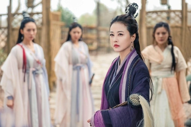 周海媚與呂良偉曾有過一段短暫婚姻，兩人因戲生情，在1988年於美國拉斯維加斯結婚。（劇照）