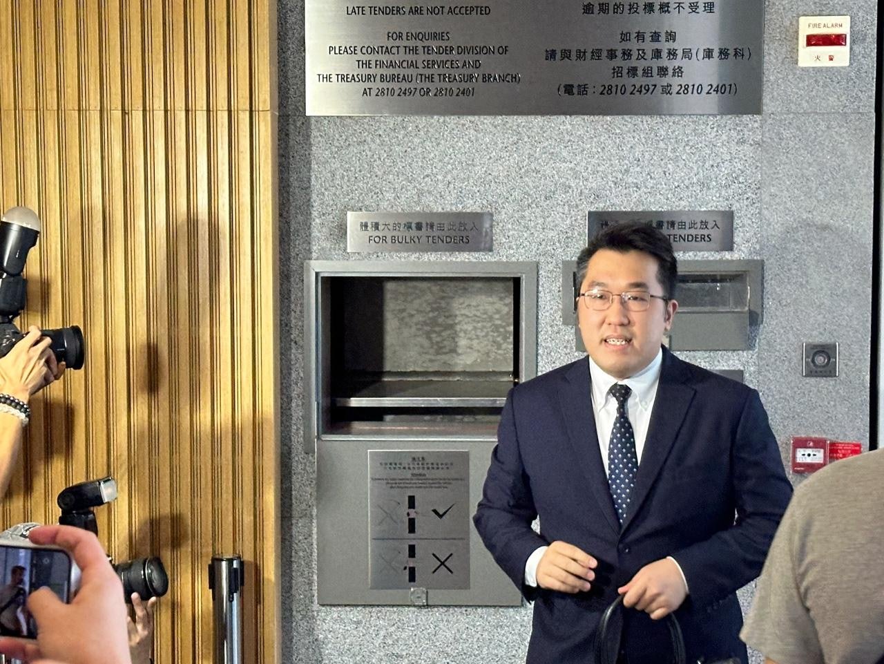 大嶼山長沙住宅地今日中午12時截標,最終只收到1份標書,由信和獨資。 大嶼山長沙住宅地今日中午12時截標,最終只收到1份標書,由信和獨資。